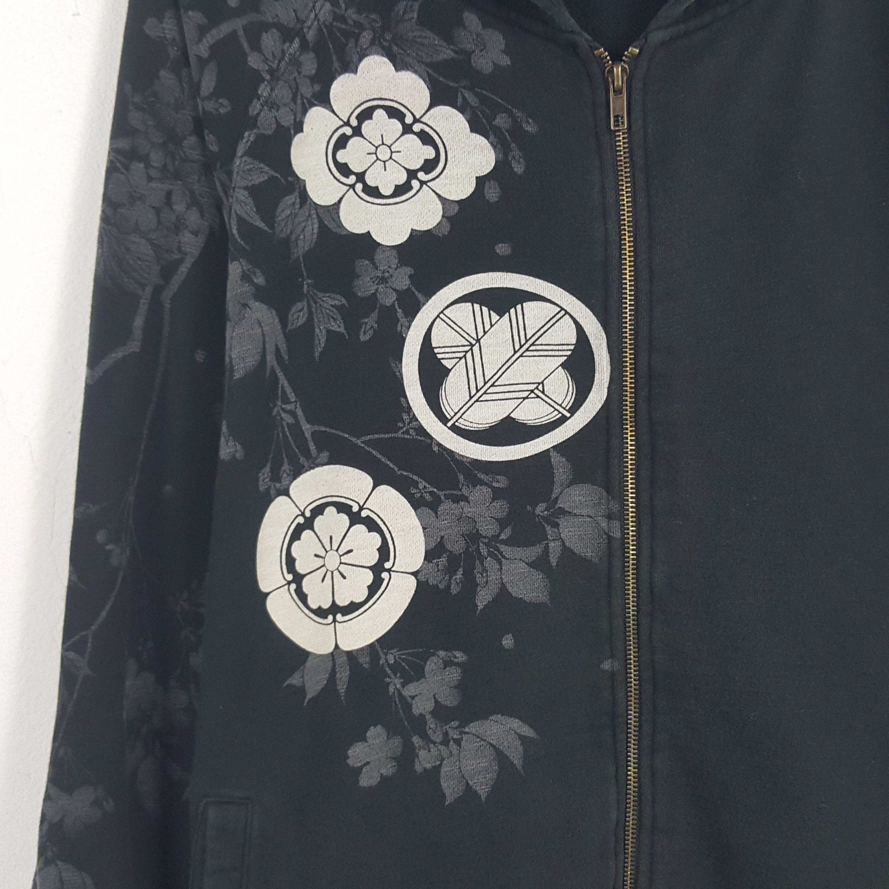 Japanese Brand × Vintage Vintage Karakuri Tamashii Japanese Zipper Jacket Hoodies Size US XXL / EU 58 / 5 - 4 Thumbnail