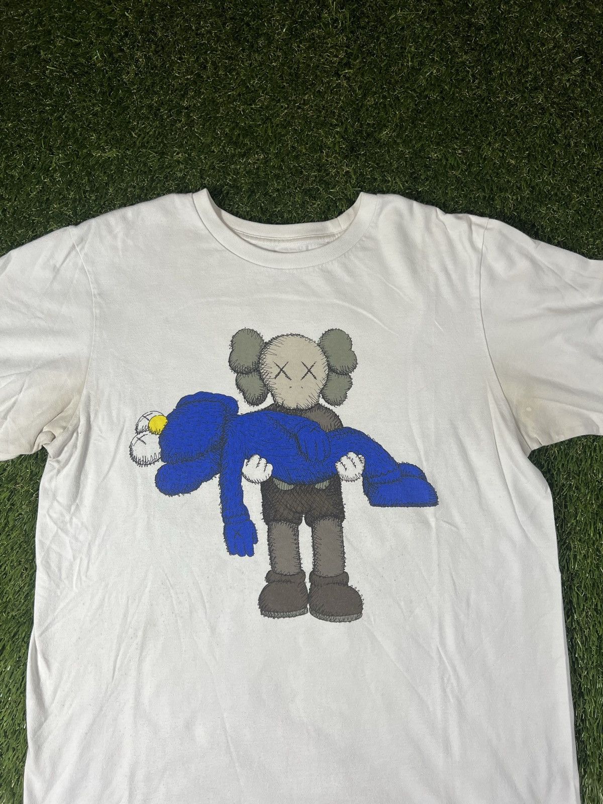 Kaws × Uniqlo Vintage Y2K Kaws x Uniqlo Elmo Cartoon Hype Beast Tee Size US L / EU 52-54 / 3 - 2 Thumbnail