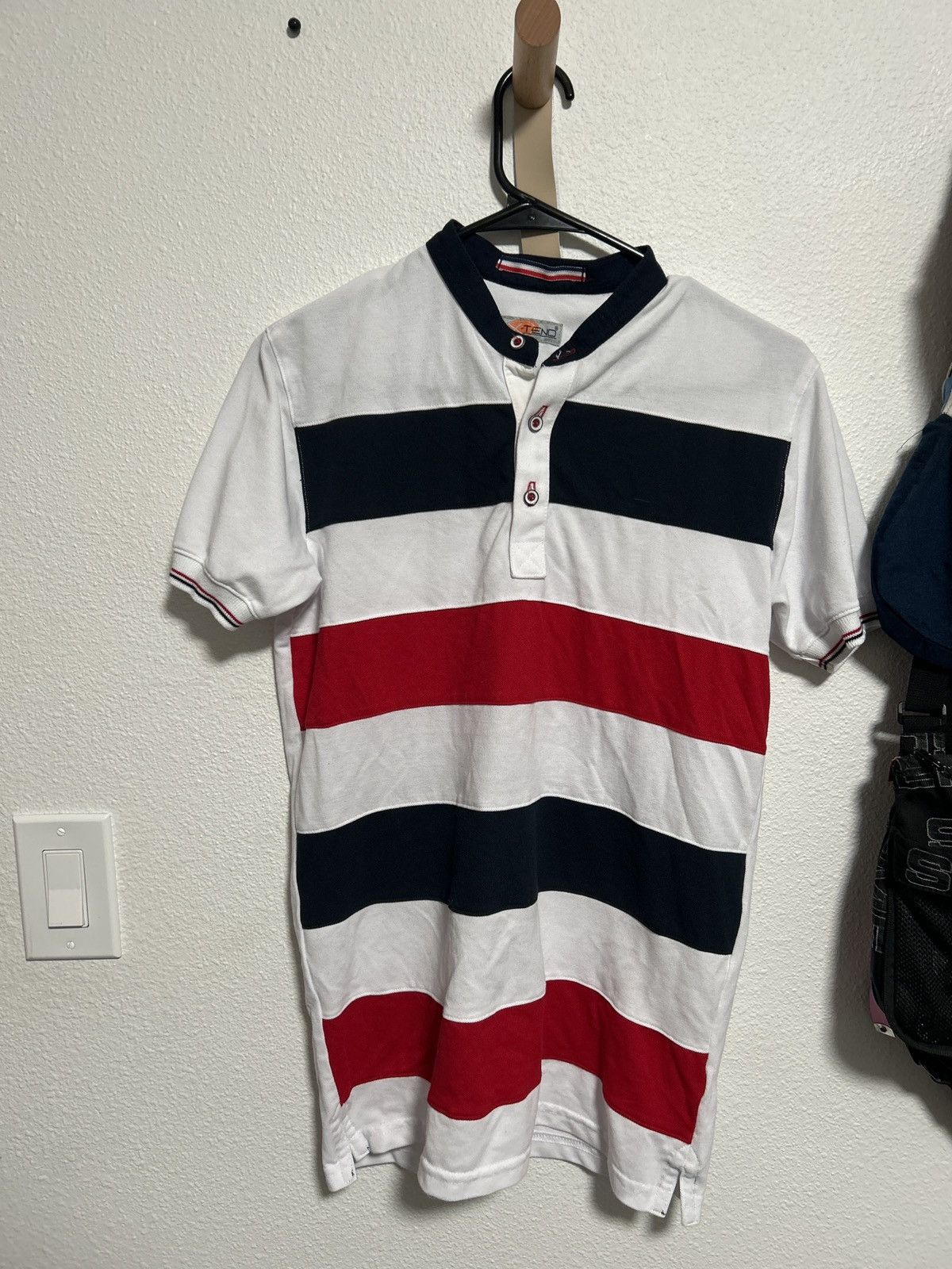 Other Black and red stripped button up shirt size s Size US S / EU 44-46 / 1 - 1 Thumbnail