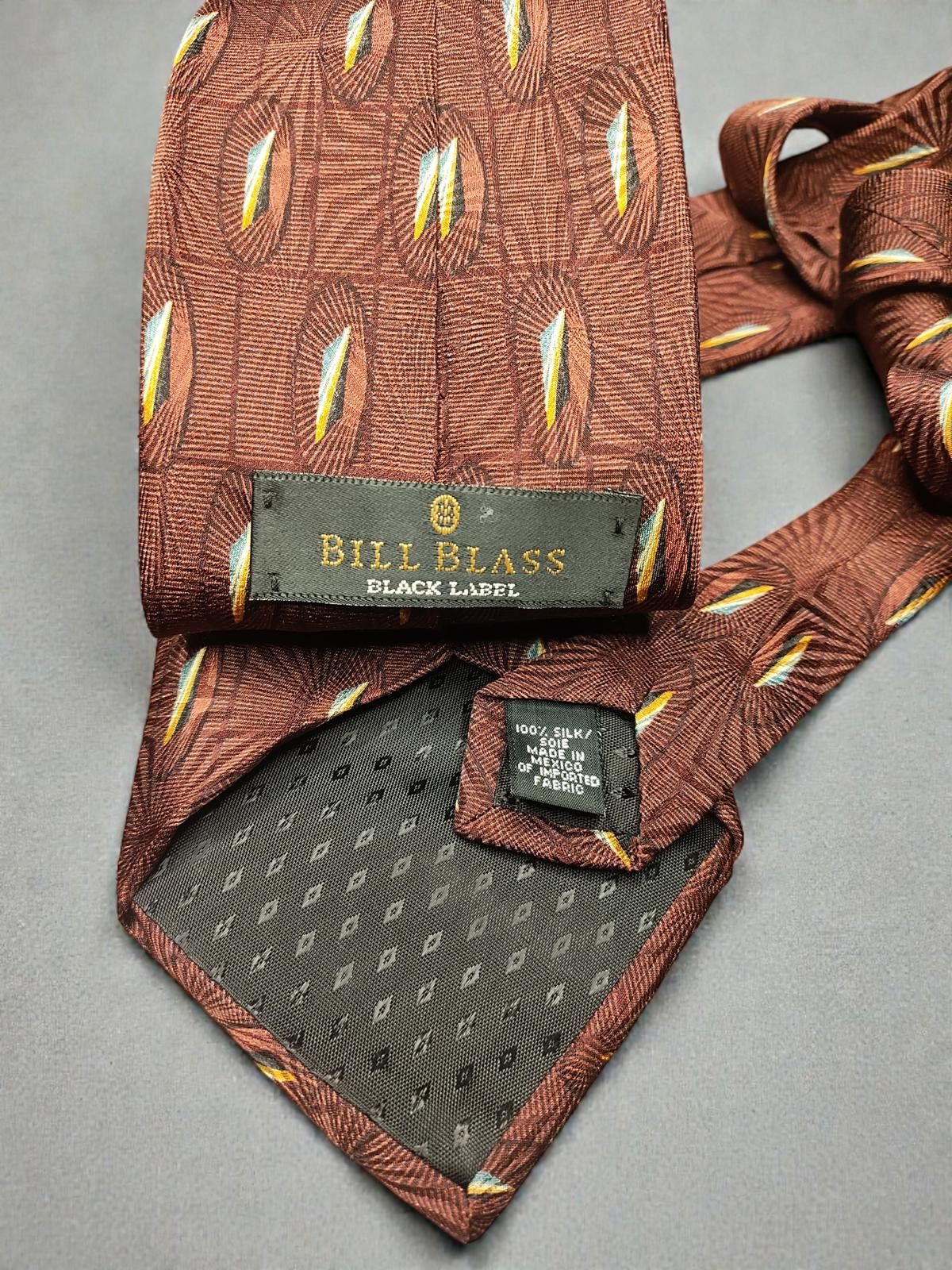 Bill Blass Bill Blass Black Label Silk Tie Brown Feather Pattern Size ONE SIZE - 3 Thumbnail