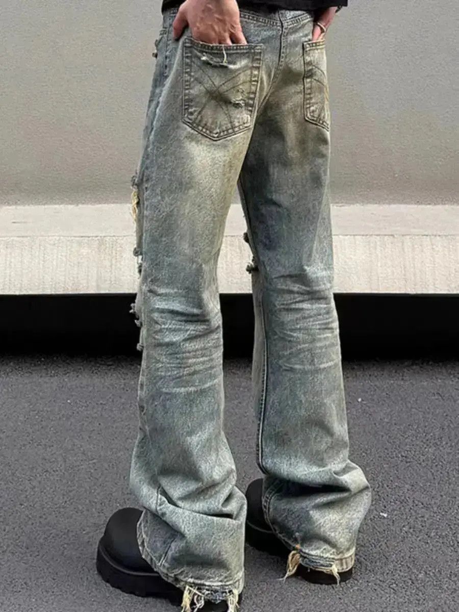 Japanese Brand Washed and ripped street hip-hop baggy jeans Size US 30 / EU 46 - 2 Thumbnail