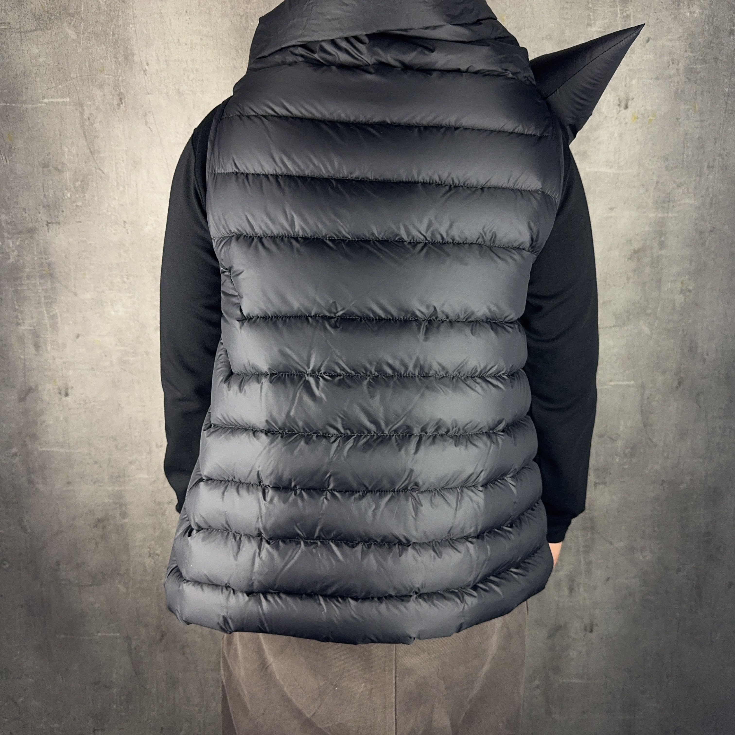 Rick Owens RICK OWENS FW23 Luxor Gleam Scarf Down Vest Gilet Size US M / EU 48-50 / 2 - 5 Thumbnail