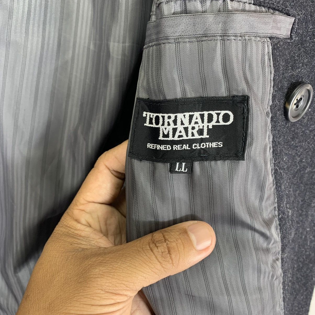 Tornado Mart Vintage Tornado Mart double-breasted wool peacoat Size L / US 10 / IT 46 - 9 Thumbnail