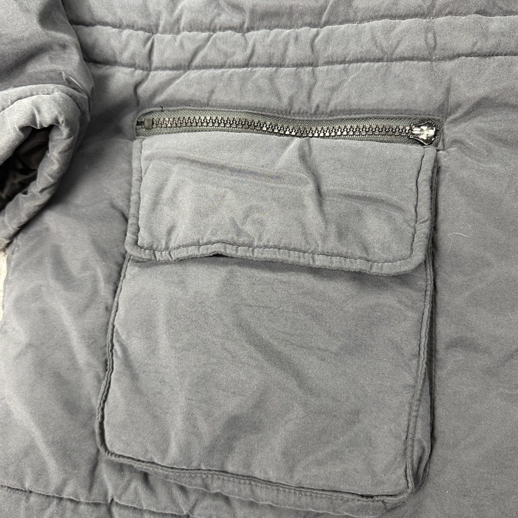 Talbots VINTAGE Talbots Jacket Womens Large Gray Quilted Puffer Faux Fur Collar Zip Pockets Size L / US 10 / IT 46 - 4 Thumbnail