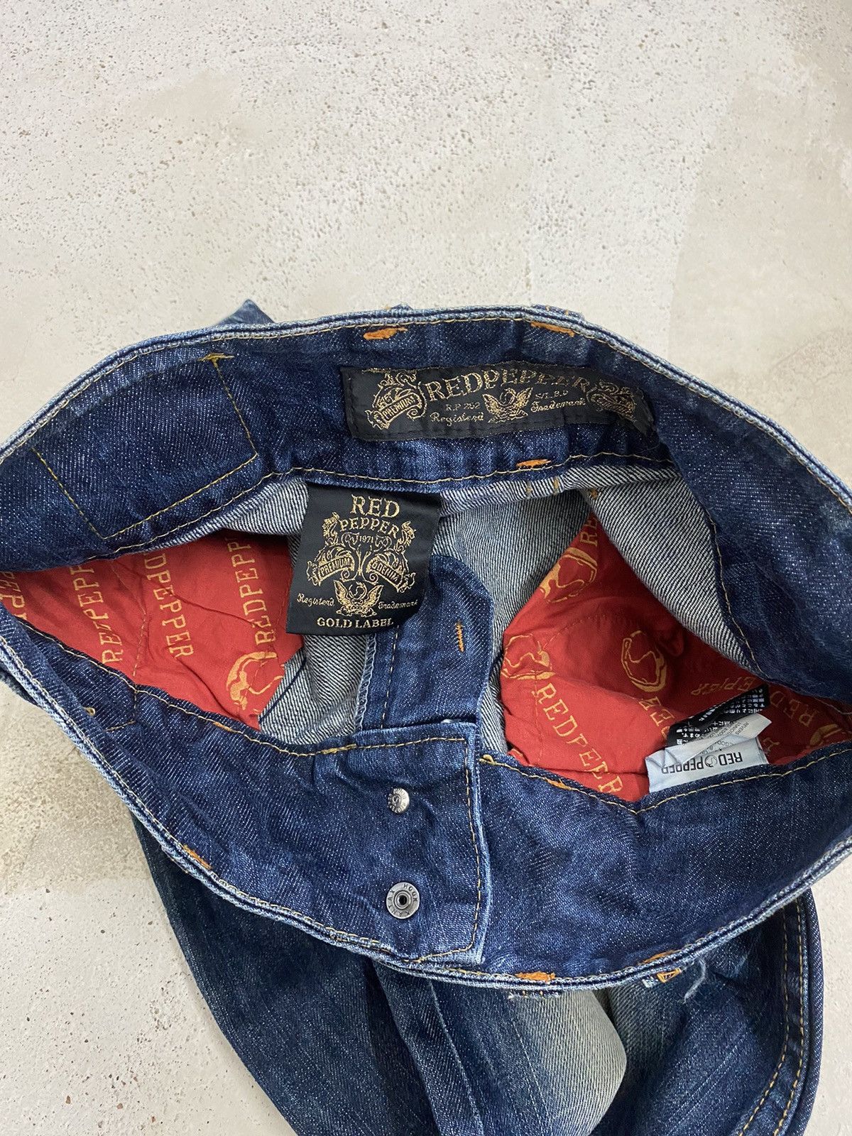 Japanese Brand × Le Grande Bleu (L.G.B.) × Tornado Mart Flare Red Pepper Denim Unique Embellished Pocket Mud Washed Size US 28 / EU 44 - 17 Thumbnail