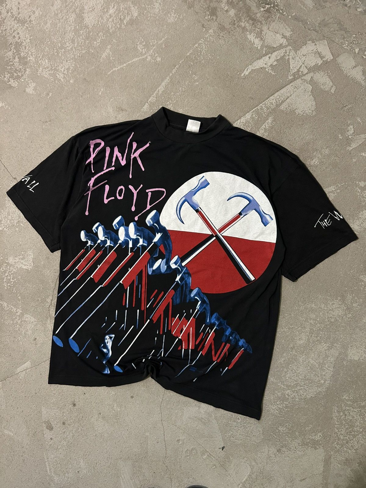 Pink Floyd × Vintage Pink Floyd The Wall All Overprint XL | Grailed