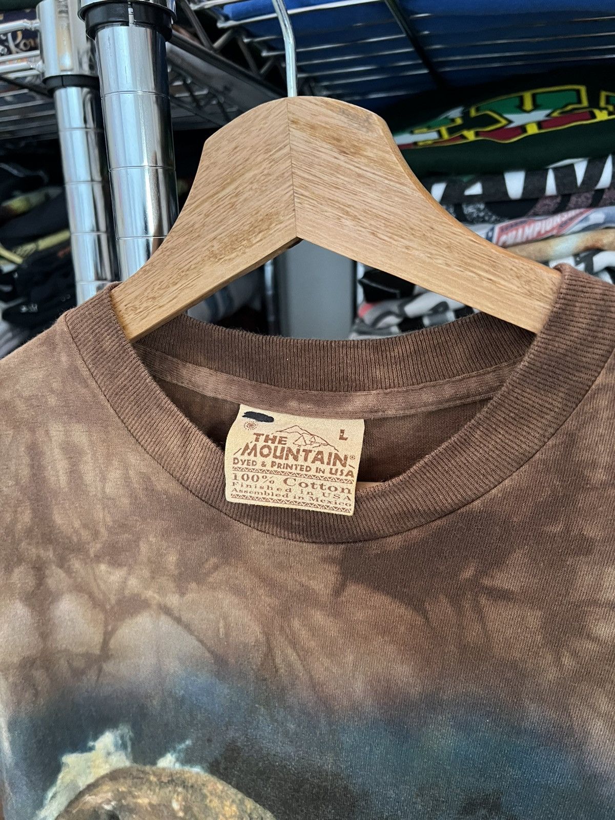 The Mountain 2001 Bison Animal Tie Dye Nature Habitat Tee Nancy Glazier Size US L / EU 52-54 / 3 - 3 Thumbnail
