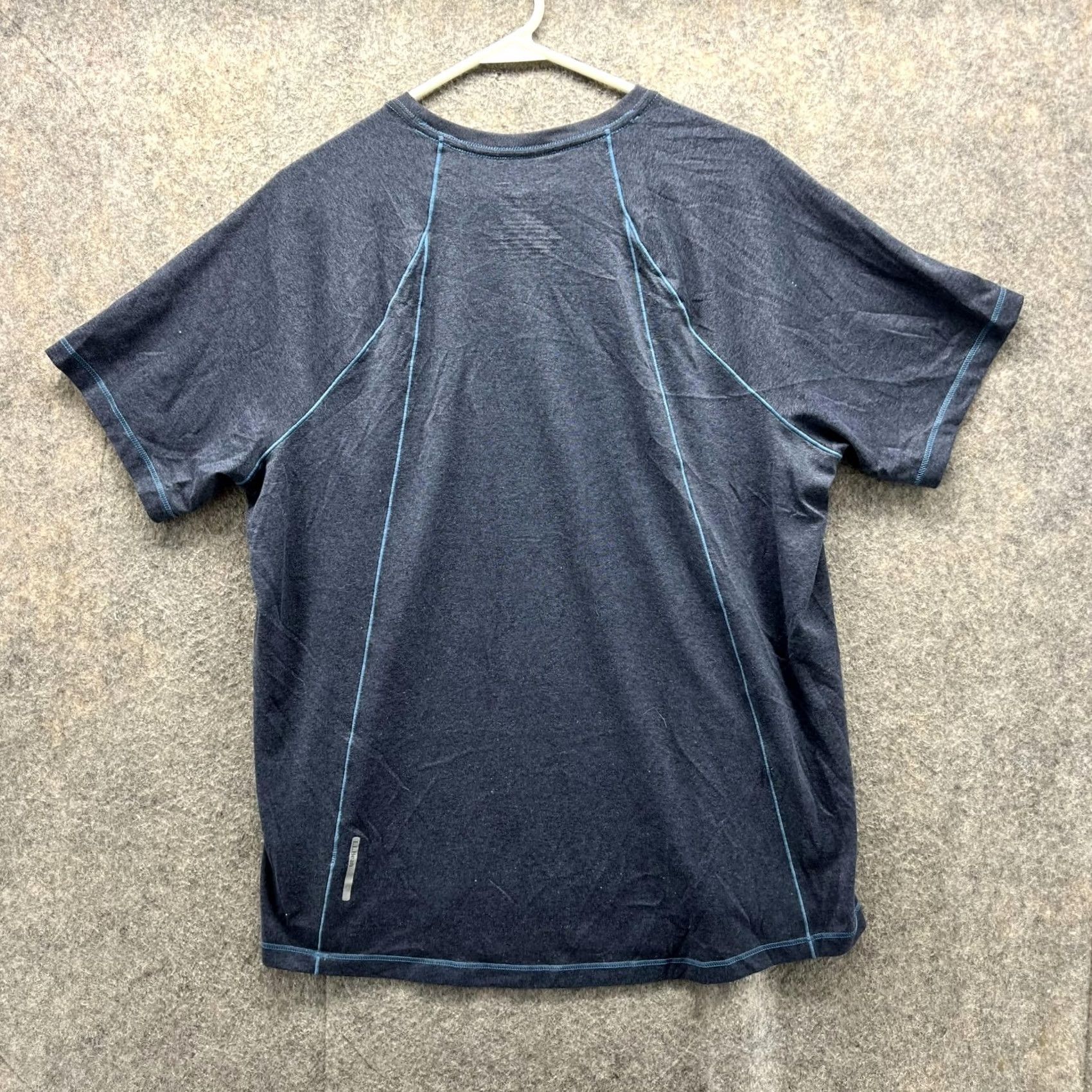Vintage VINTAGE not included; No. Size US L / EU 52-54 / 3 - 2 Thumbnail