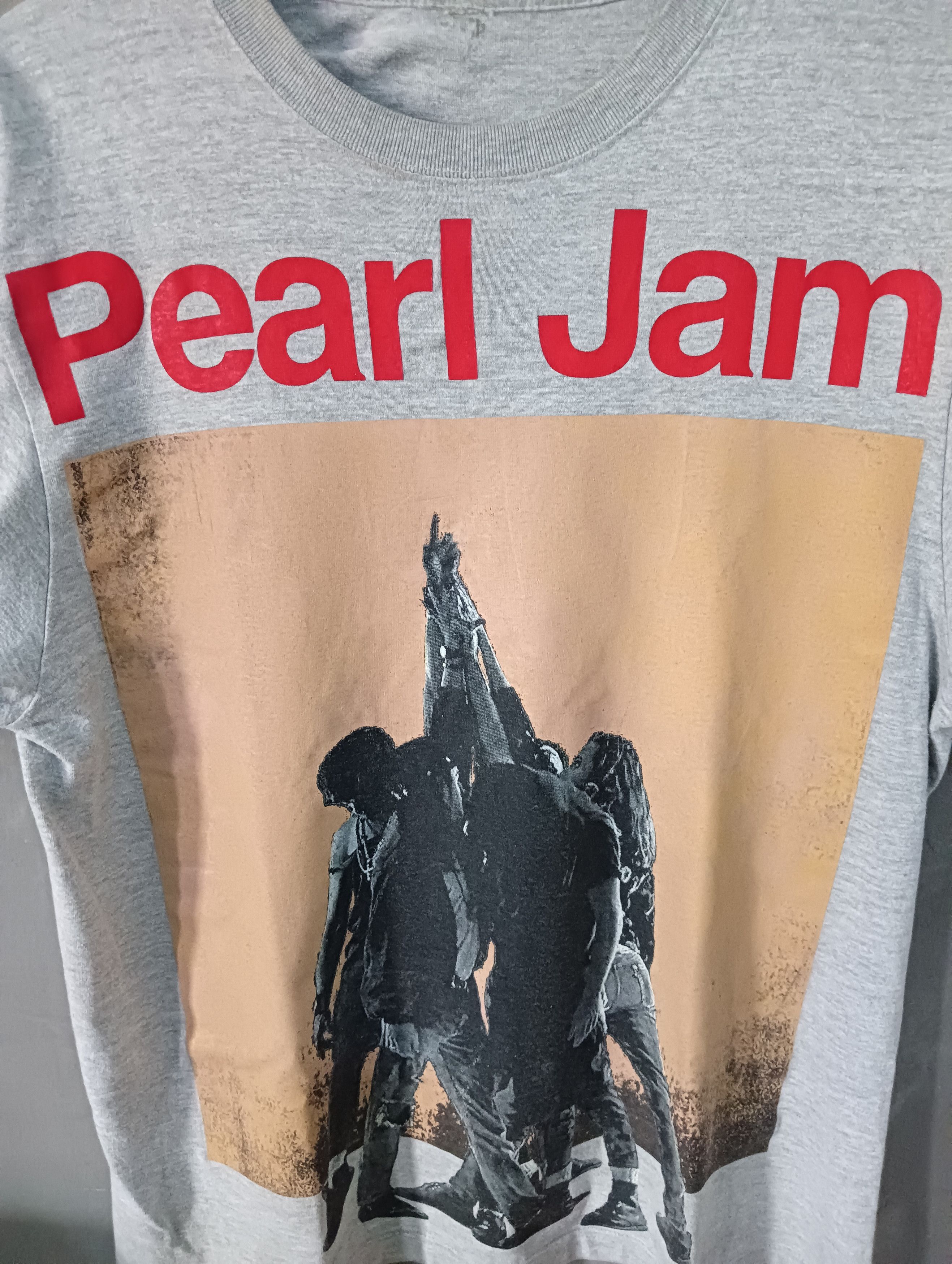 Band Tees × Vintage Vintage '92 Tour Tee | Pearl Jam "ten" UK Tour - feb '92 Size US L / EU 52-54 / 3 - 5 Thumbnail
