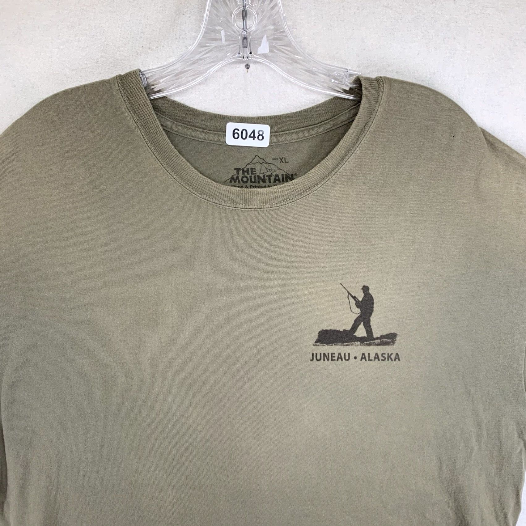 The Mountain VINTAGE The Mountain Men’s Hunter Humor T-Shirt XL Gray All Seasons Cotton Graphic Print hunting Men Size US XL / EU 56 / 4 - 5 Thumbnail