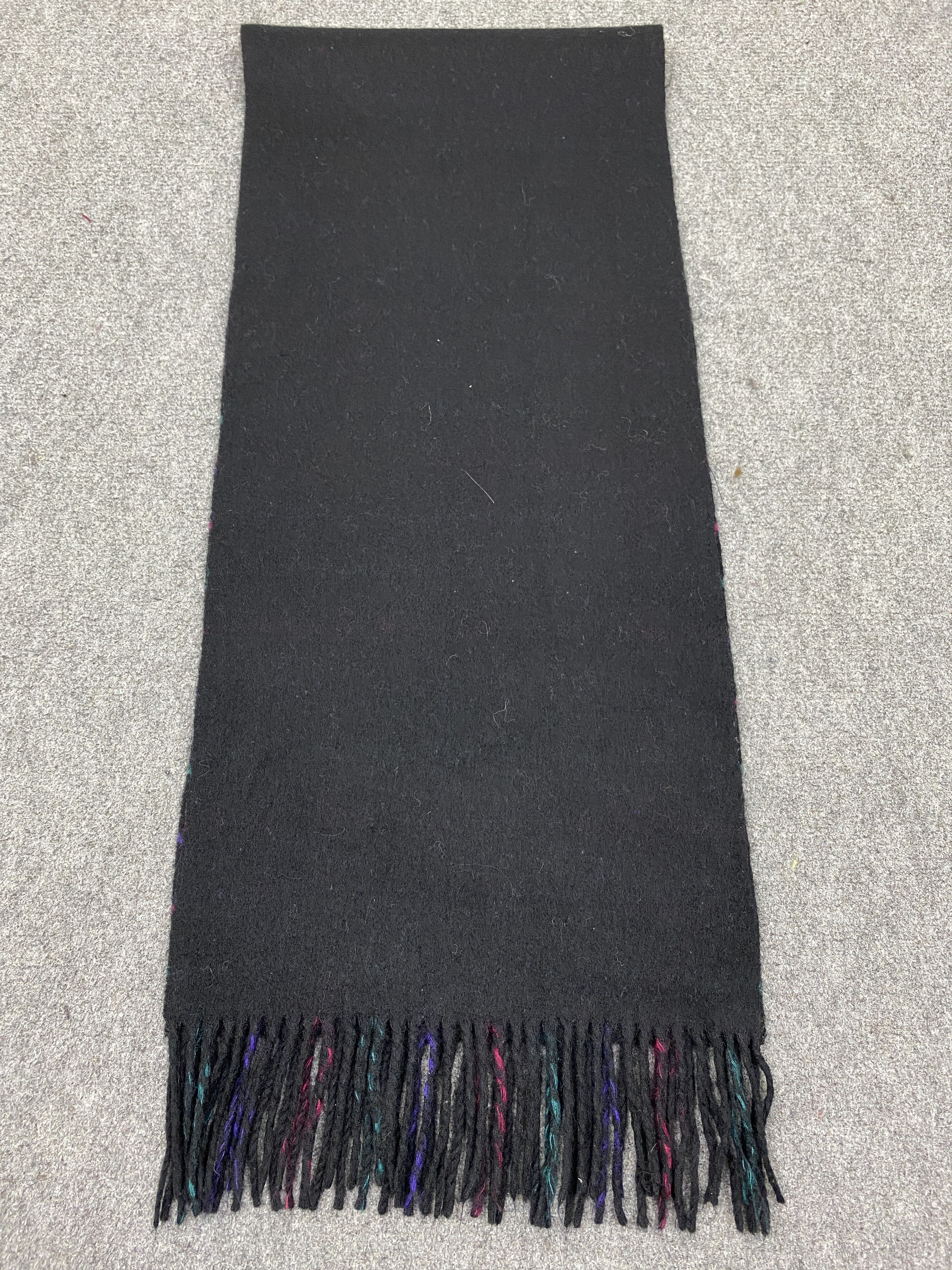 Pierre Balmain Vintage Pierre Balmain Scarf / Muffler / Neckwear SC0345 Size ONE SIZE - 6 Thumbnail