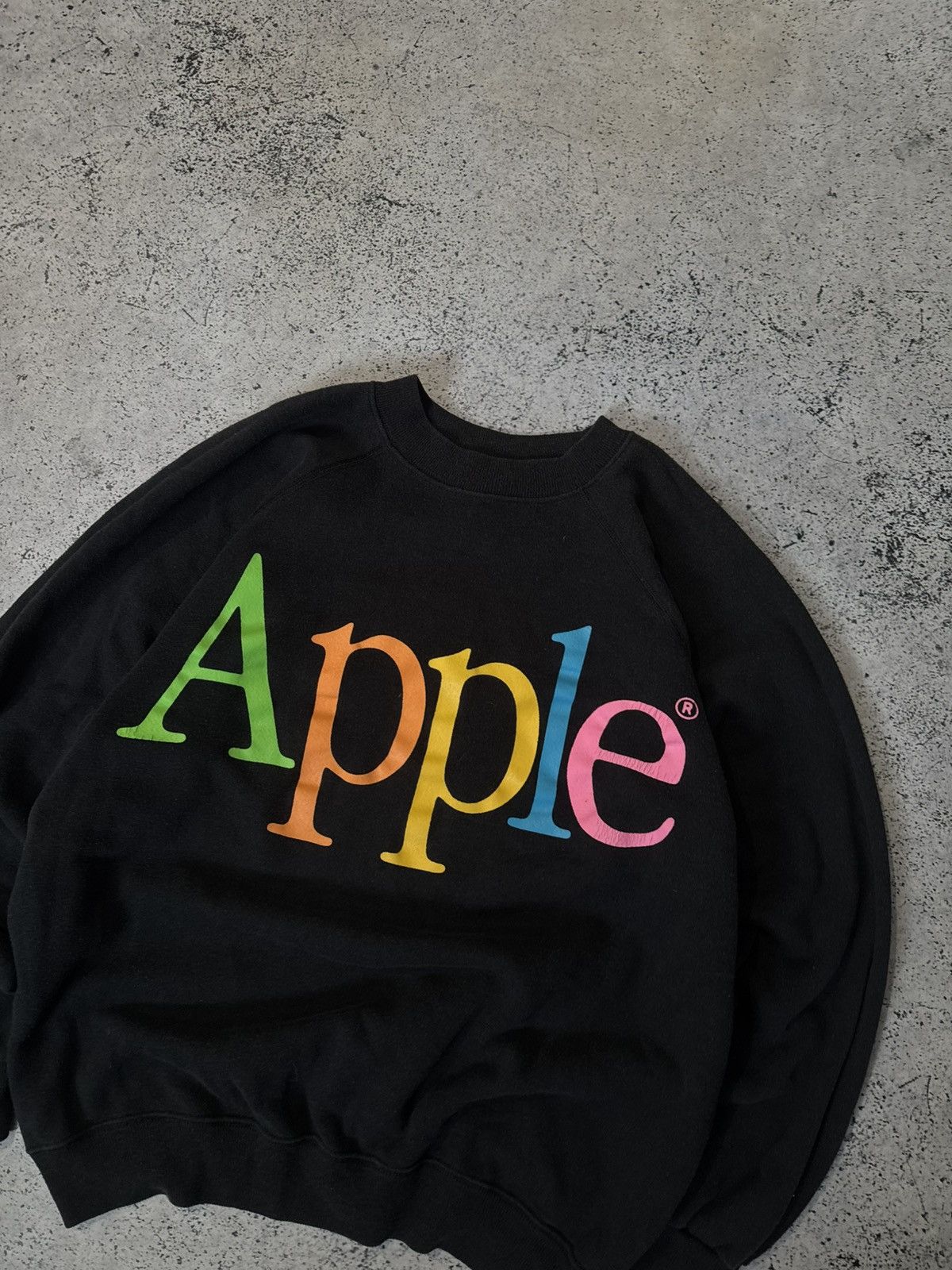 Apple Vintage 90s Apple sweatshirt Size US L / EU 52-54 / 3 - 2 Thumbnail