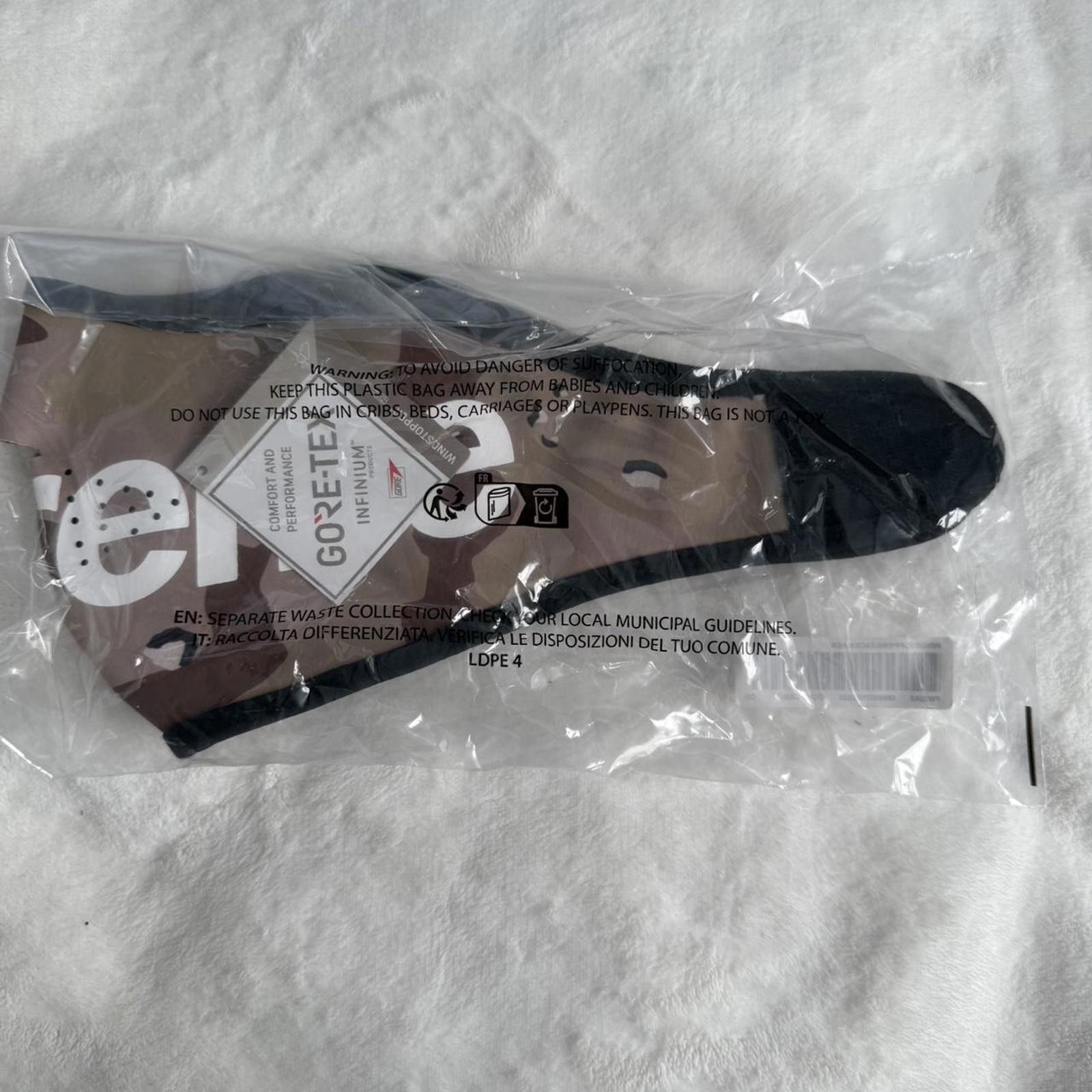 Supreme 2022 Supreme × WINDSTOPPER Facemask 'Chocolate Chip Camo' Size ONE SIZE - 3 Thumbnail