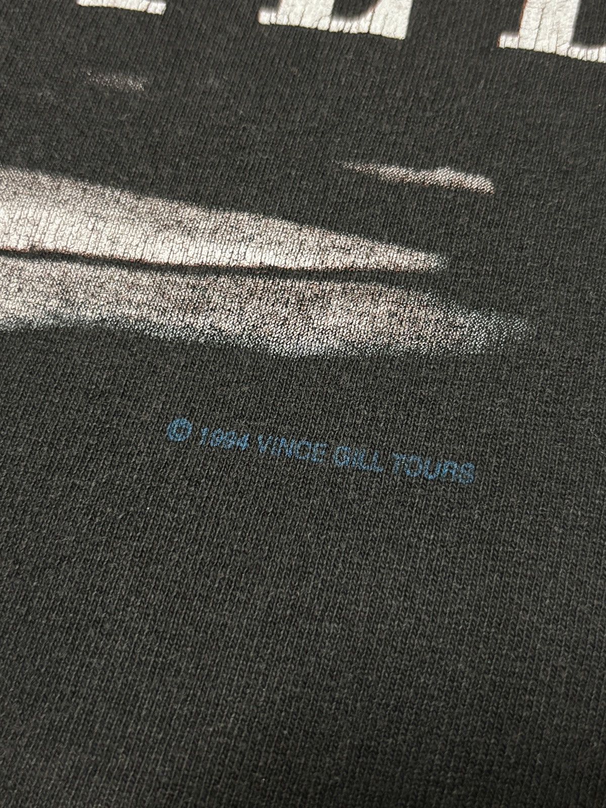 Band Tees ‼️RARE‼️VINTAGE 1994 VINCE GILL TOUR TSHIRT TEE💥 Size US M / EU 48-50 / 2 - 10 Thumbnail