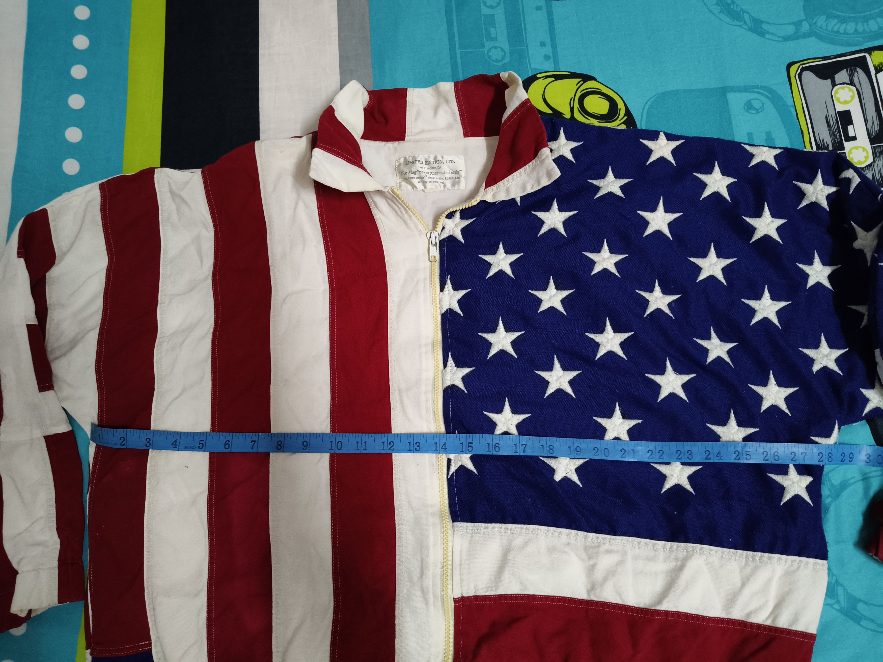 American Edition VINTAGE 1993 LIMITED EDITION LTD. AMERICAN FLAG BAGGY JACKET Size US XL / EU 56 / 4 - 14 Thumbnail