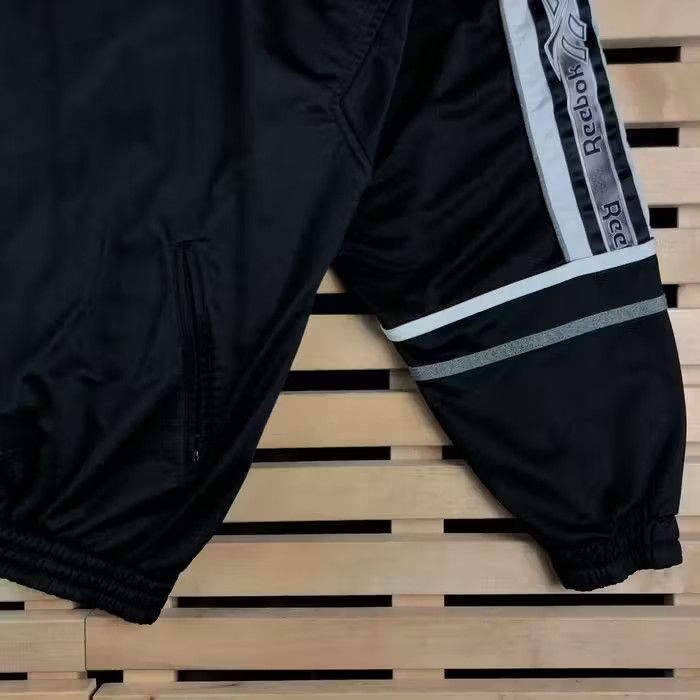 Reebok × Vintage Mens Jacket Reebok Vintage Size XL Black Size US XL / EU 56 / 4 - 4 Thumbnail