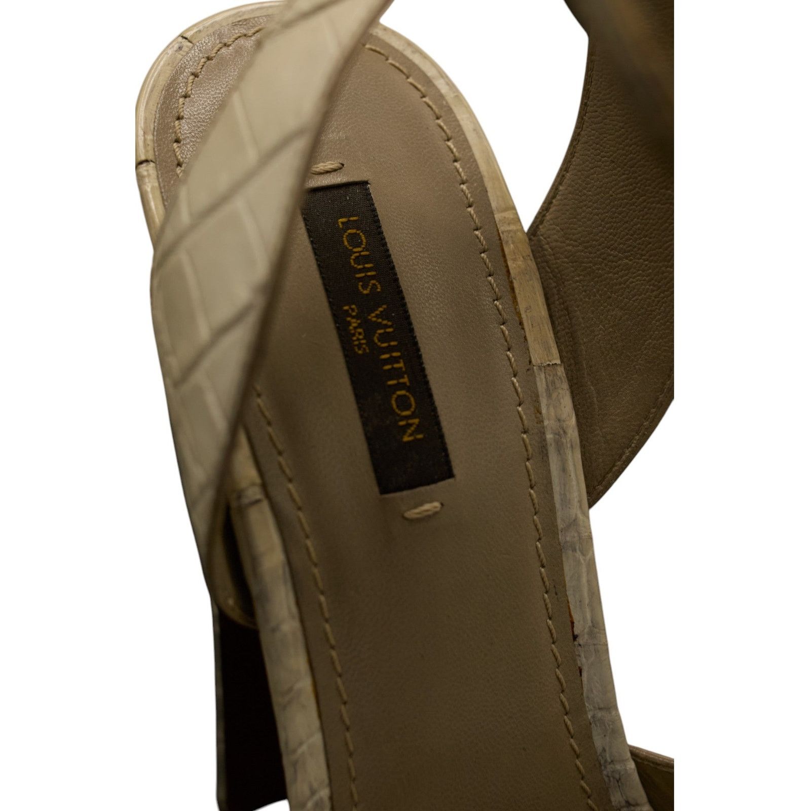 Louis Vuitton by Marc Jacobs F/W 2013 Ivory Crocodile Heels Size US 9 / IT 39 - 6 Thumbnail
