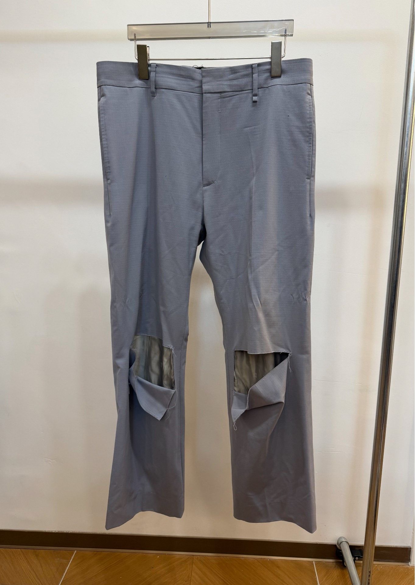 Givenchy Givenchy Wool Blue Casual Pants 50 Men Size US 32 / EU 48 - 1 Thumbnail