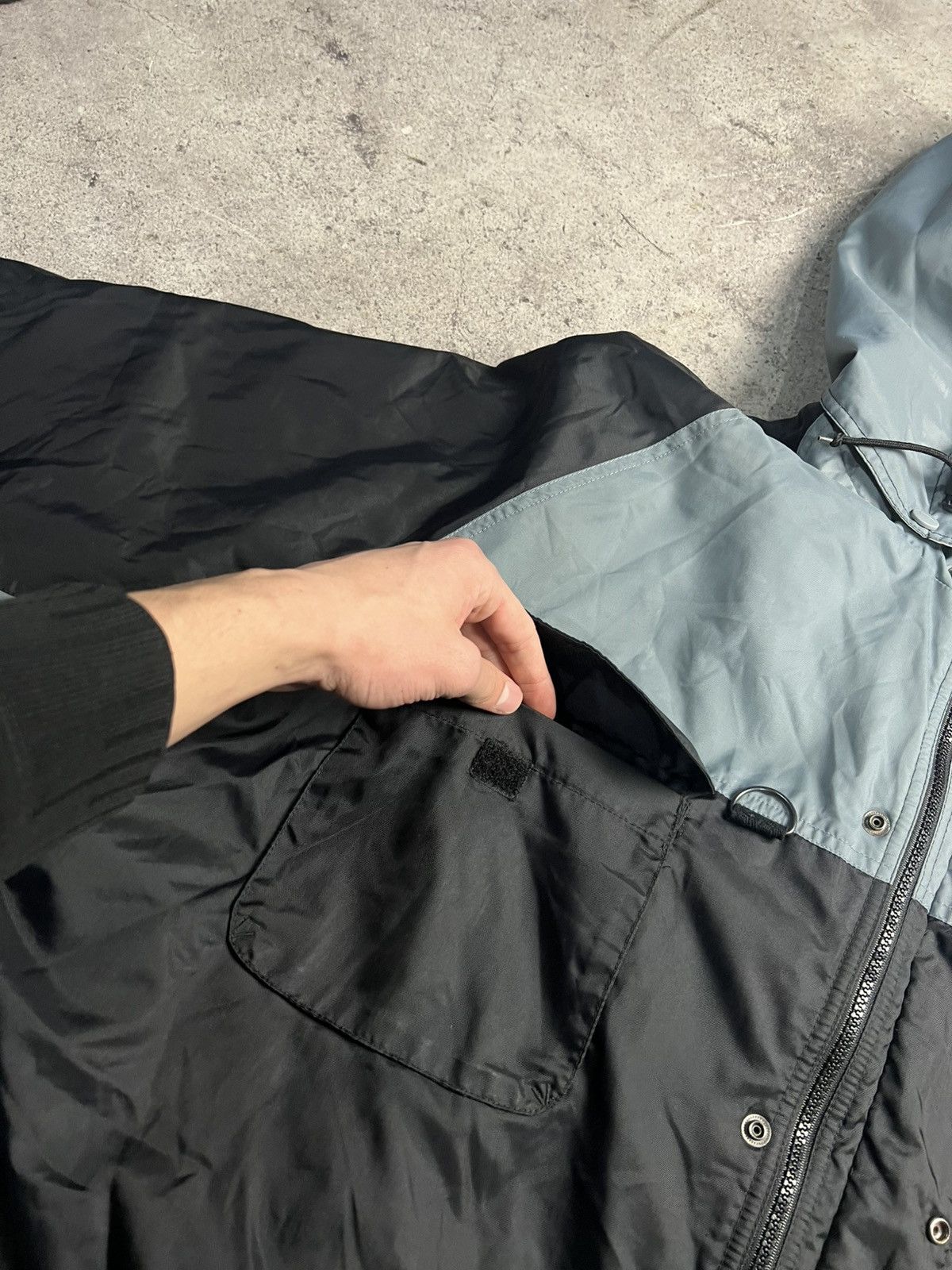Nike Vintage Nike Puffer Jacket Big Logo 90s Very Rare Size US XL / EU 56 / 4 - 18 Thumbnail