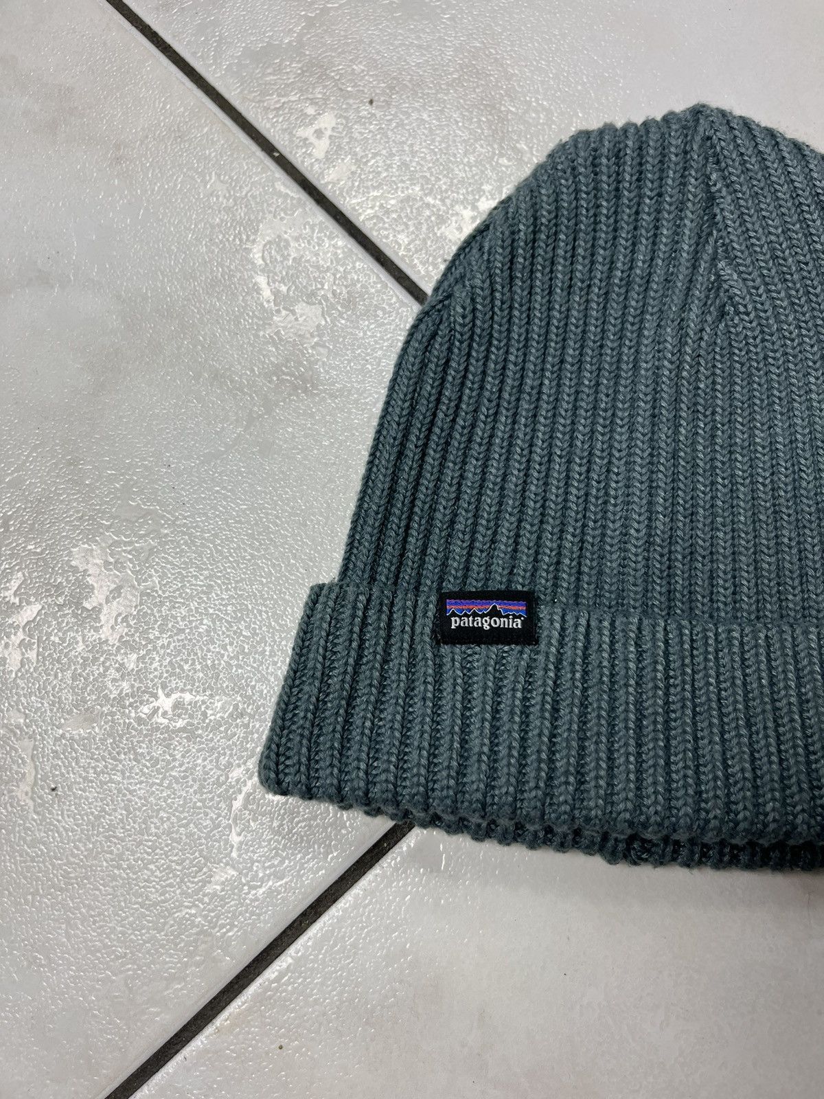 Patagonia Patagonia heavy fisherman recycled ribbed knit beanie logo Size ONE SIZE - 4 Thumbnail