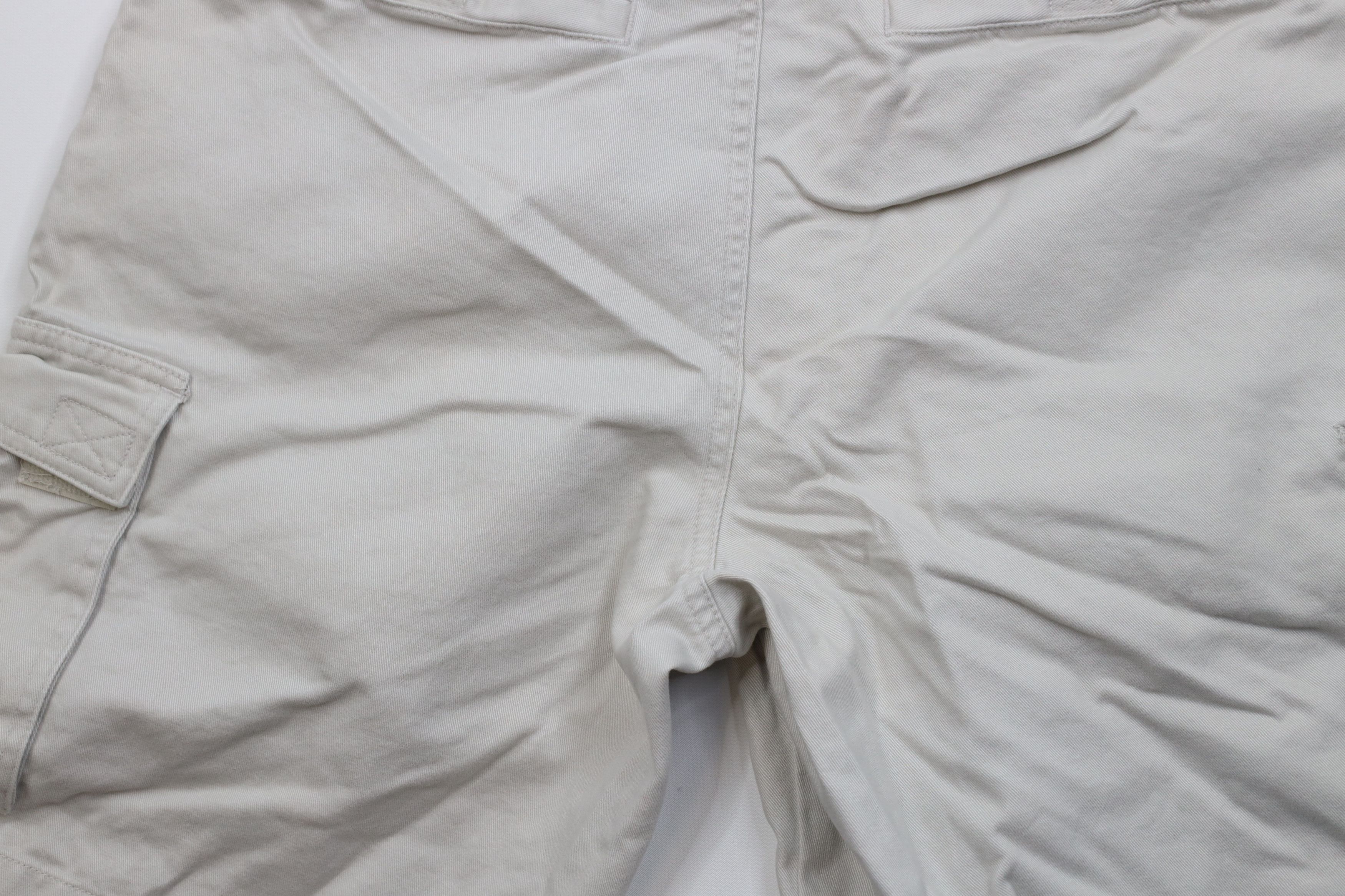 Columbia Vintage 90s Columbia Trekking Cargo Shorts Beige Cotton Size US 30 / EU 46 - 10 Thumbnail
