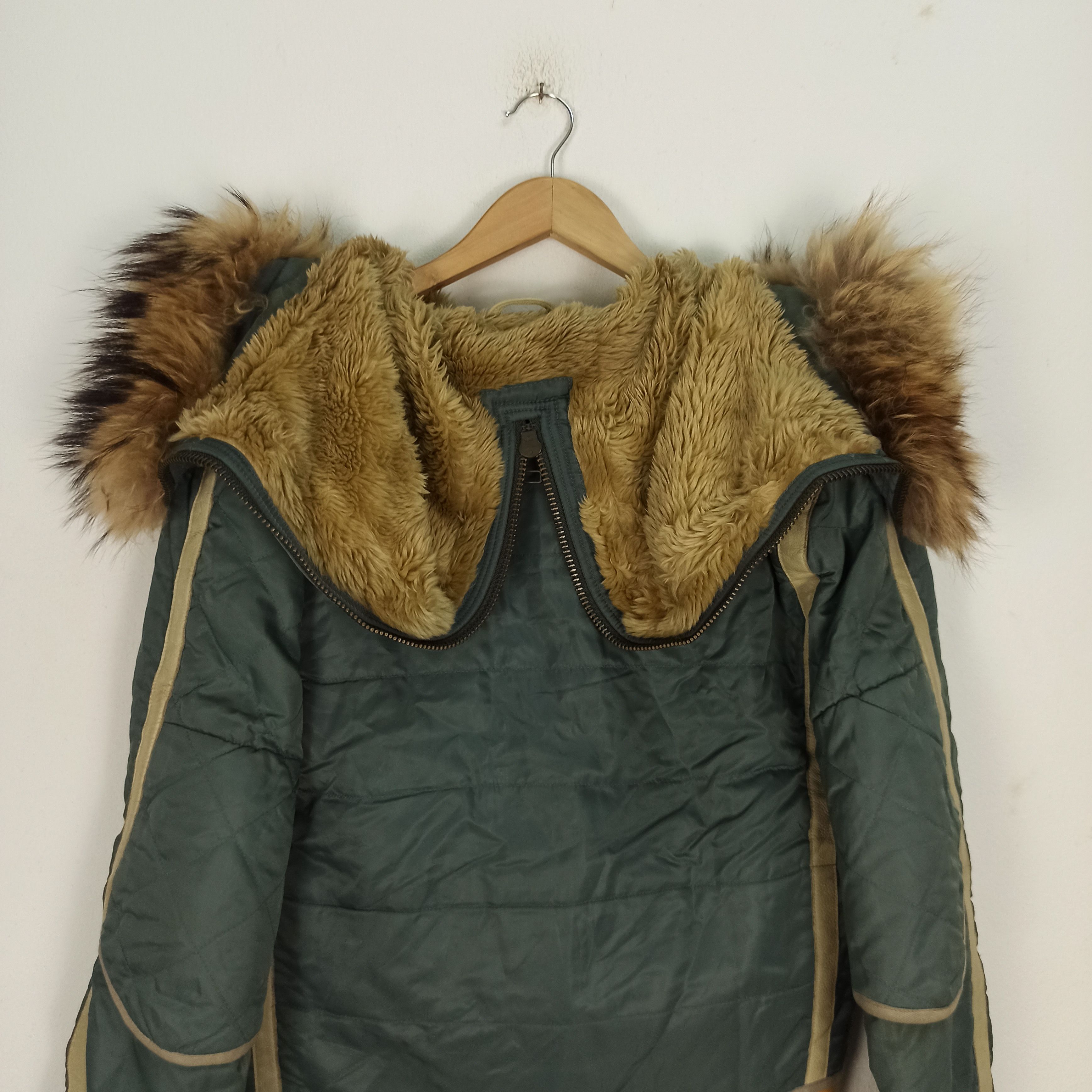 14th Addiction Vintage Chevignon Nylon Jacket Hoodie Fur Style LGB Size US L / EU 52-54 / 3 - 10 Thumbnail