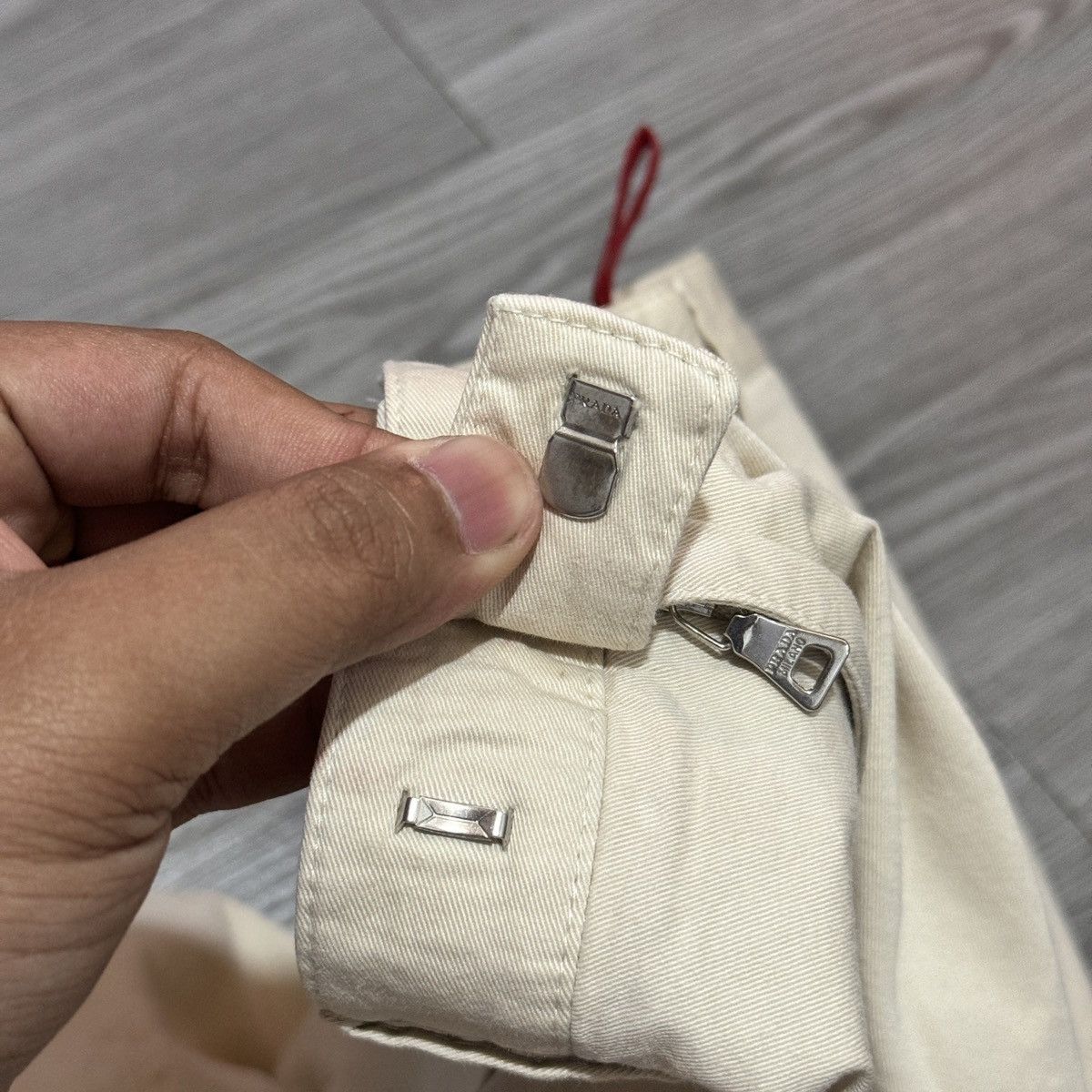Prada Prada Cream Chinos Pants Size US 30 / EU 46 - 7 Thumbnail