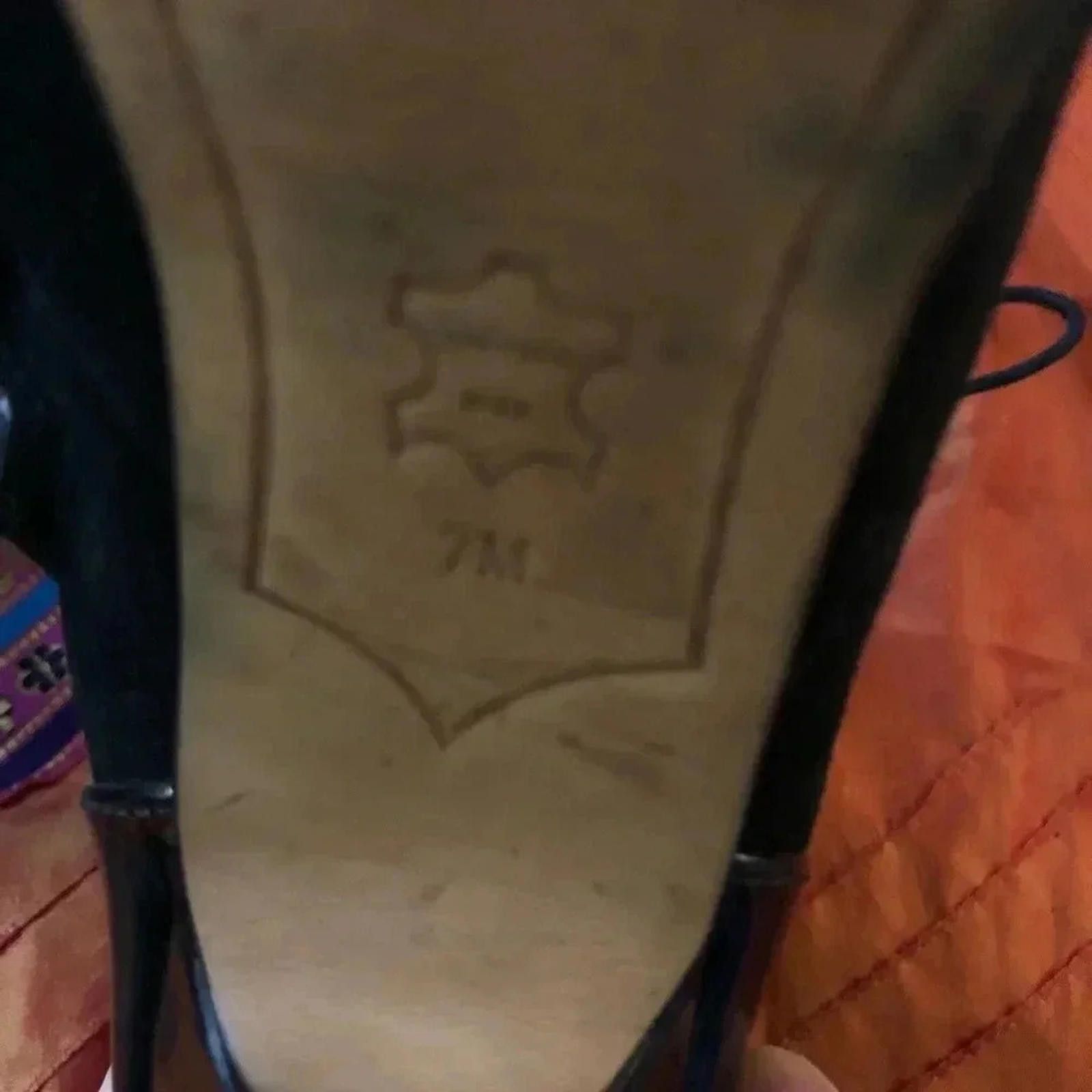 Designer Black velvet Platform heels Size US 7 / IT 37 - 3 Thumbnail