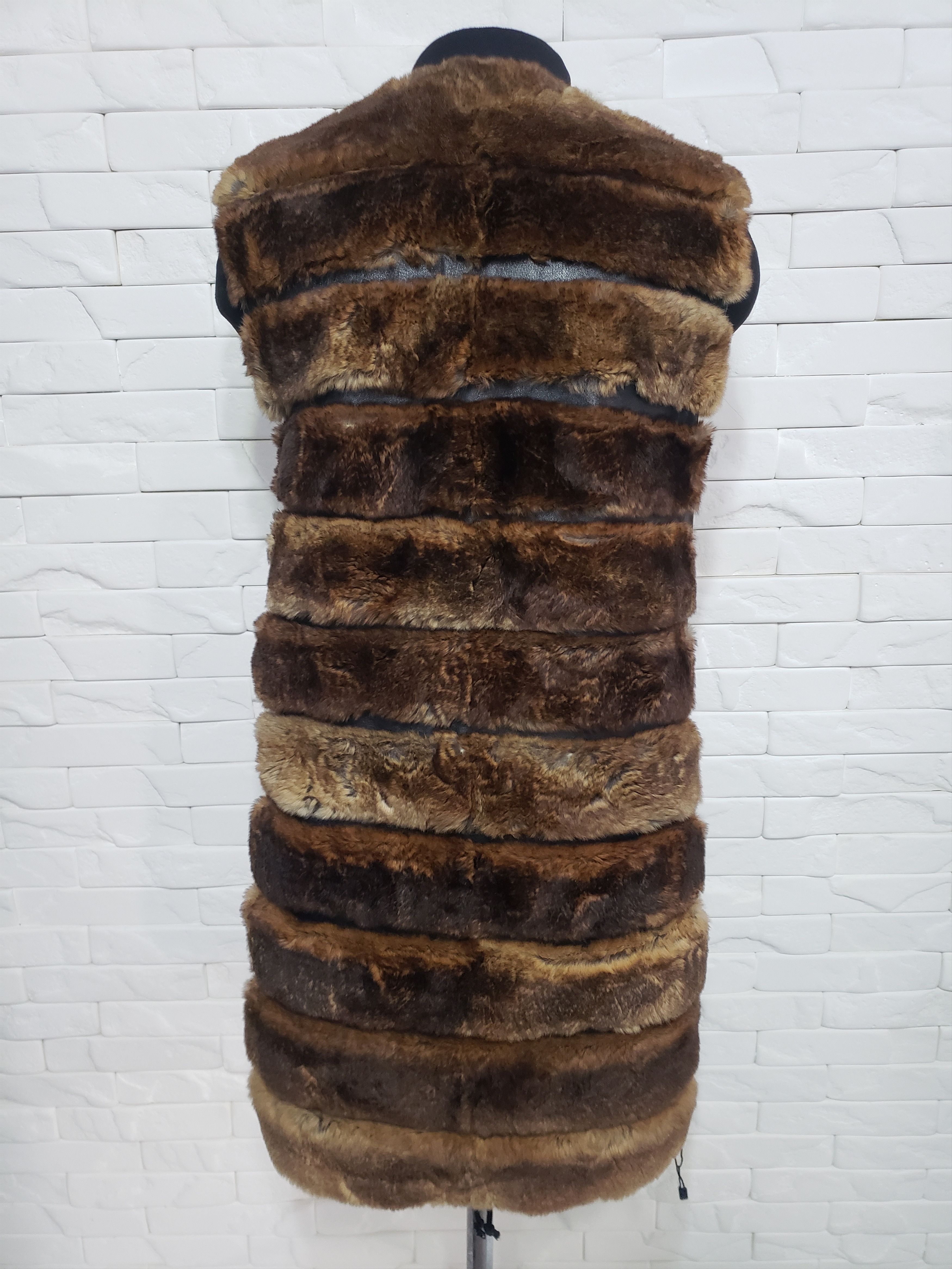Genuine Leather Stylish women's vest made of genuine rabbit fur. Size M / US 6-8 / IT 42-44 - 4 Thumbnail