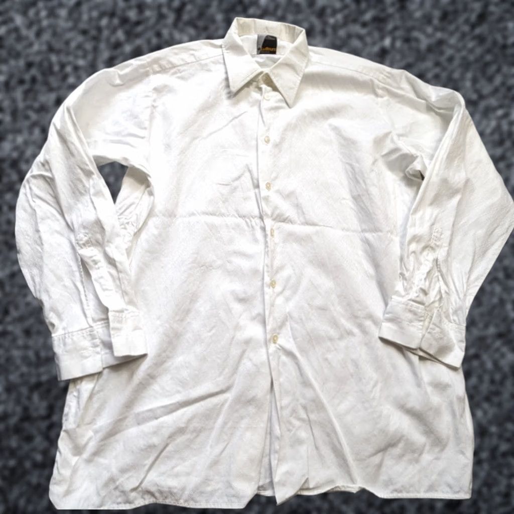 Vintage VINTAGE Lutteurs Shirt Button-Up Long Sleeve White 43 Mens Big & Tall French Size 43 Size US XL / EU 56 / 4 - 1 Thumbnail