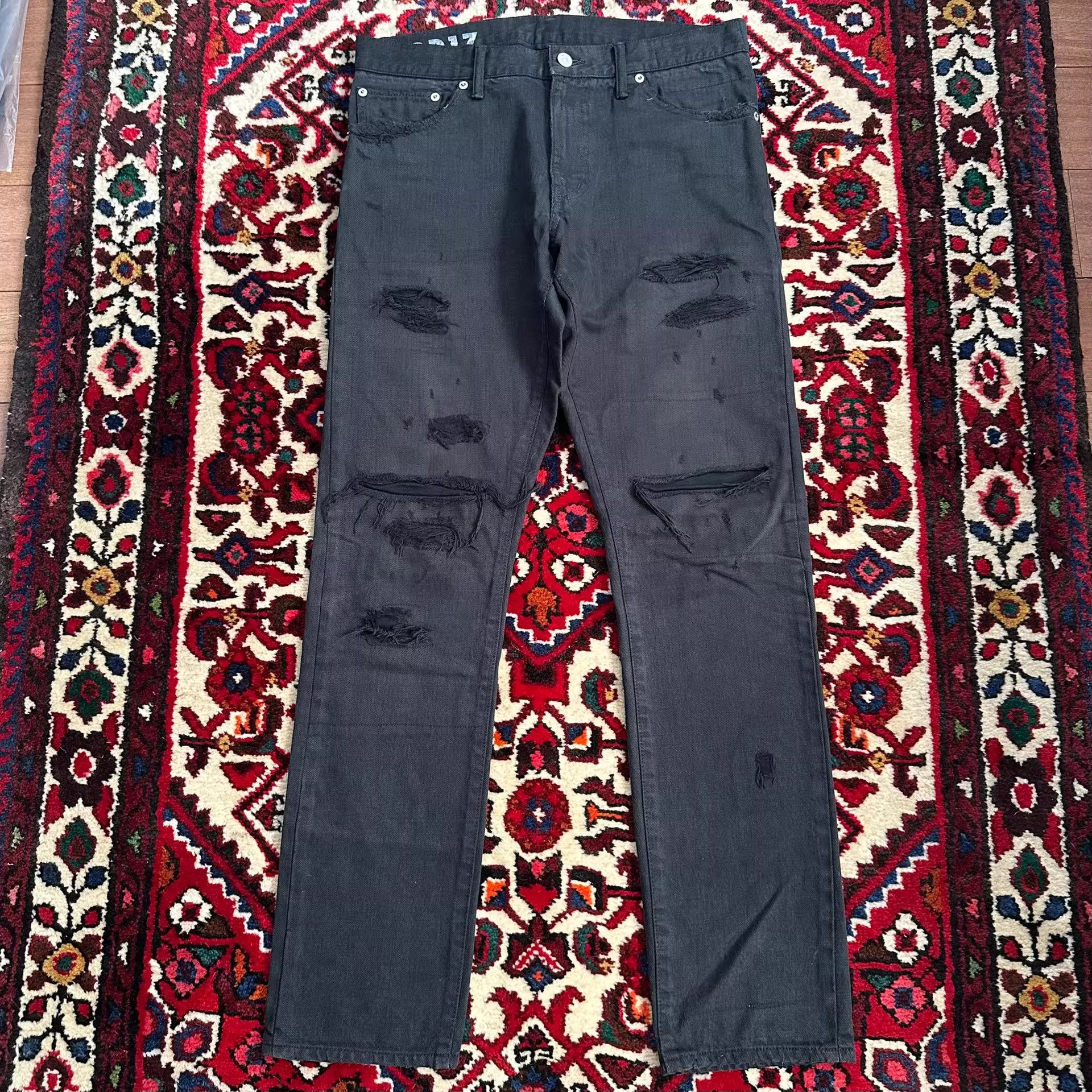 Visvim Visvim 20ss Distressed Black Jeans Size US 34 / EU 50 - 1 Thumbnail