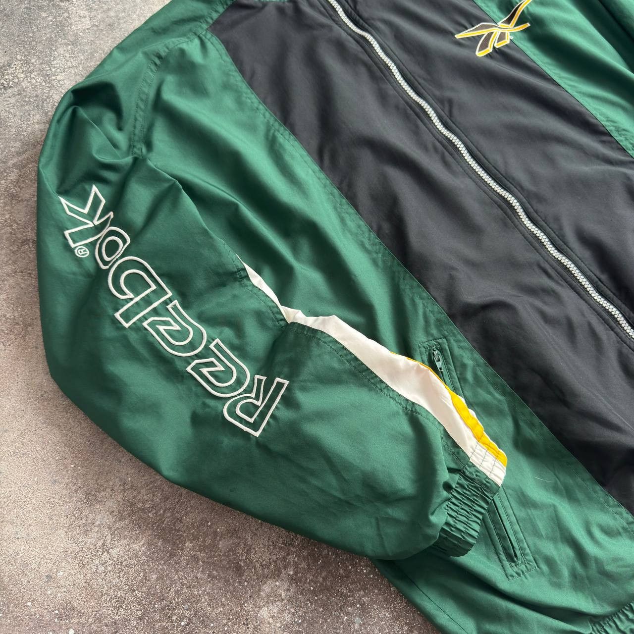 Reebok × Vintage 90s Reebok Vintage Y2K Retro Zip Track Jacket Size US L / EU 52-54 / 3 - 3 Thumbnail