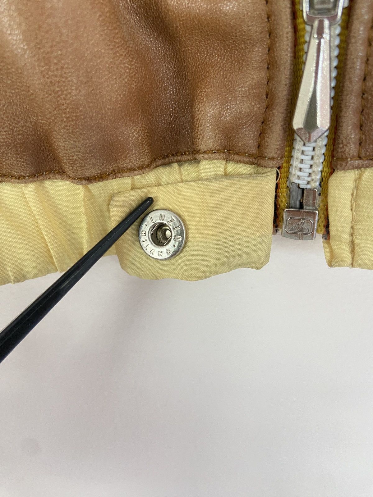 Miu Miu 90s MIU MIU Leather Bomber Size S / US 4 / IT 40 - 10 Thumbnail