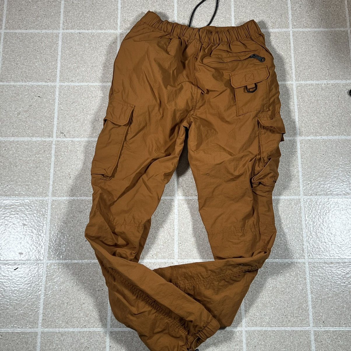 Other Lckr Nylon Tan Cargo Pants Size Small Size US 28 / EU 44 - 3 Thumbnail