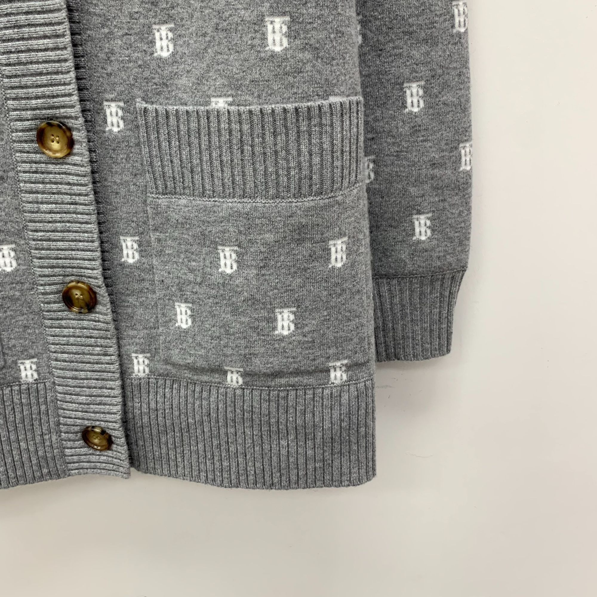 Burberry Burberry Grey TB Monogram Wool V-Neck Single-Breasted Cardig Size M / US 6-8 / IT 42-44 - 6 Thumbnail