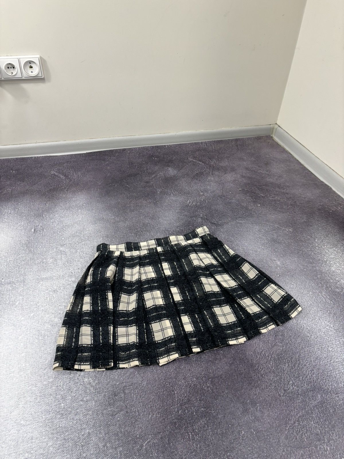 Diesel Diesel Black Beige Plaid Print Mini Skirt A-Line Snap Waist Size 28" / US 6 / IT 42 - 11 Thumbnail