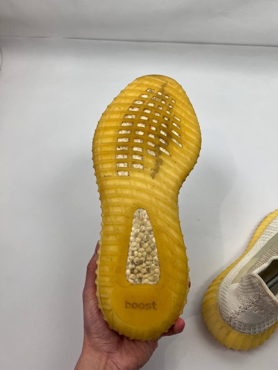Adidas Adidas Yeezy 350 sneakers size US 11 1/2 Size US 11 / EU 44 - 16 Thumbnail