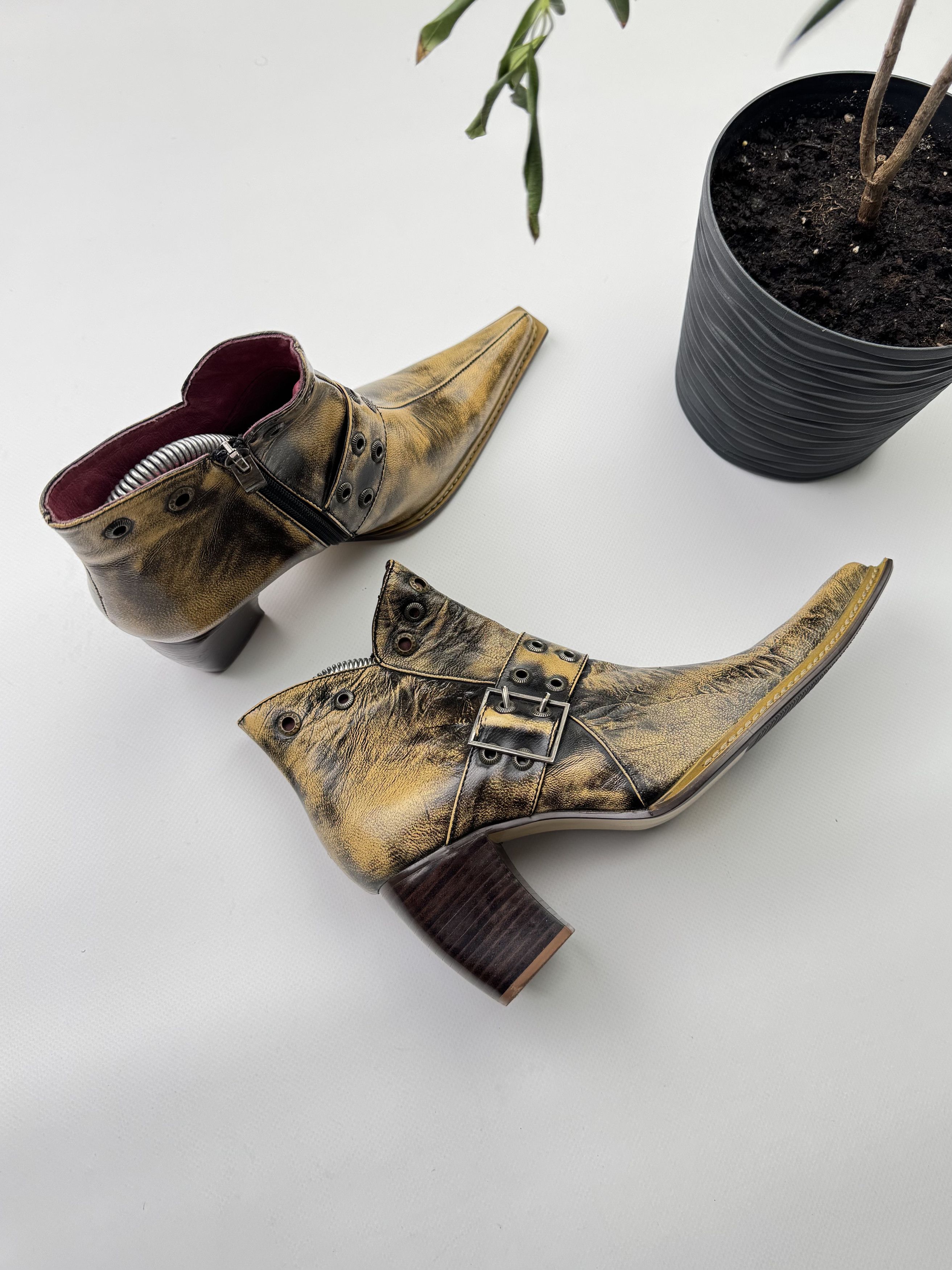 Hysteric Glamour Vintage Faded Leather Boots With Straps (441) Size US 7 / IT 37 - 1 Thumbnail