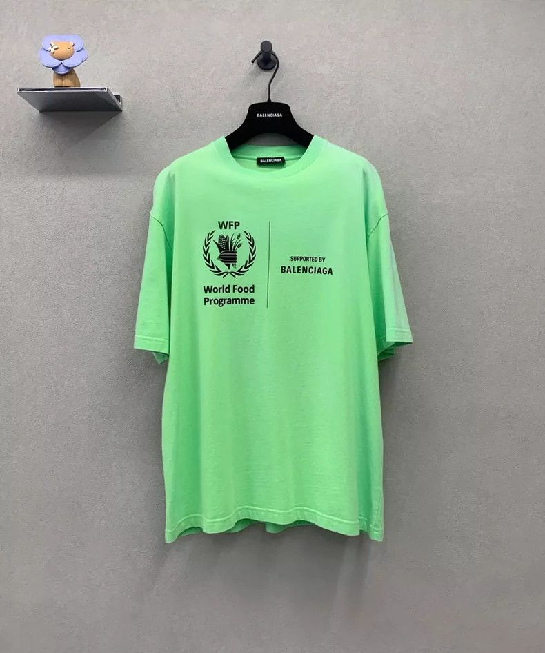 Balenciaga Balenciaga WFP一代 Alphabet Printed Logo Round Neck Short Sl Size US S / EU 44-46 / 1 - 1 Thumbnail