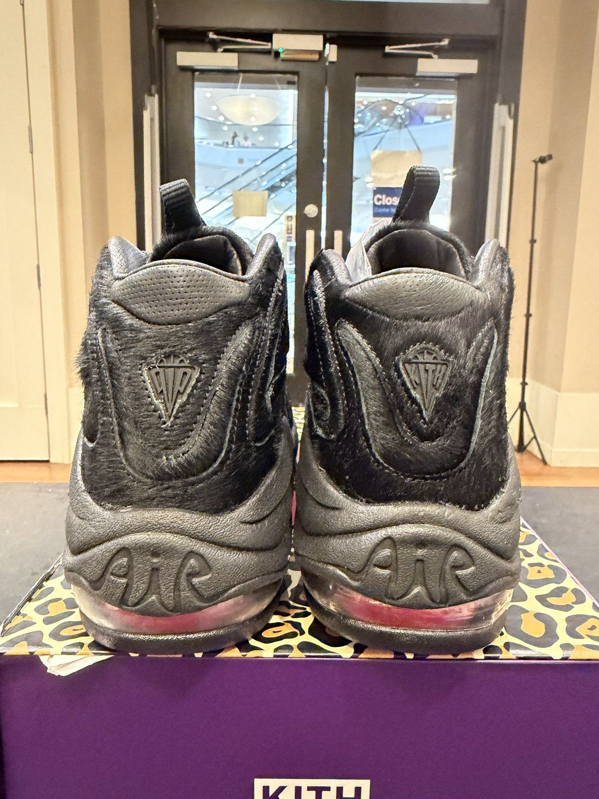 Kith × Nike Nike Air Pippen 1 ‘Kith Black Pony Hair’ Size US 8 / EU 41 - 3 Thumbnail