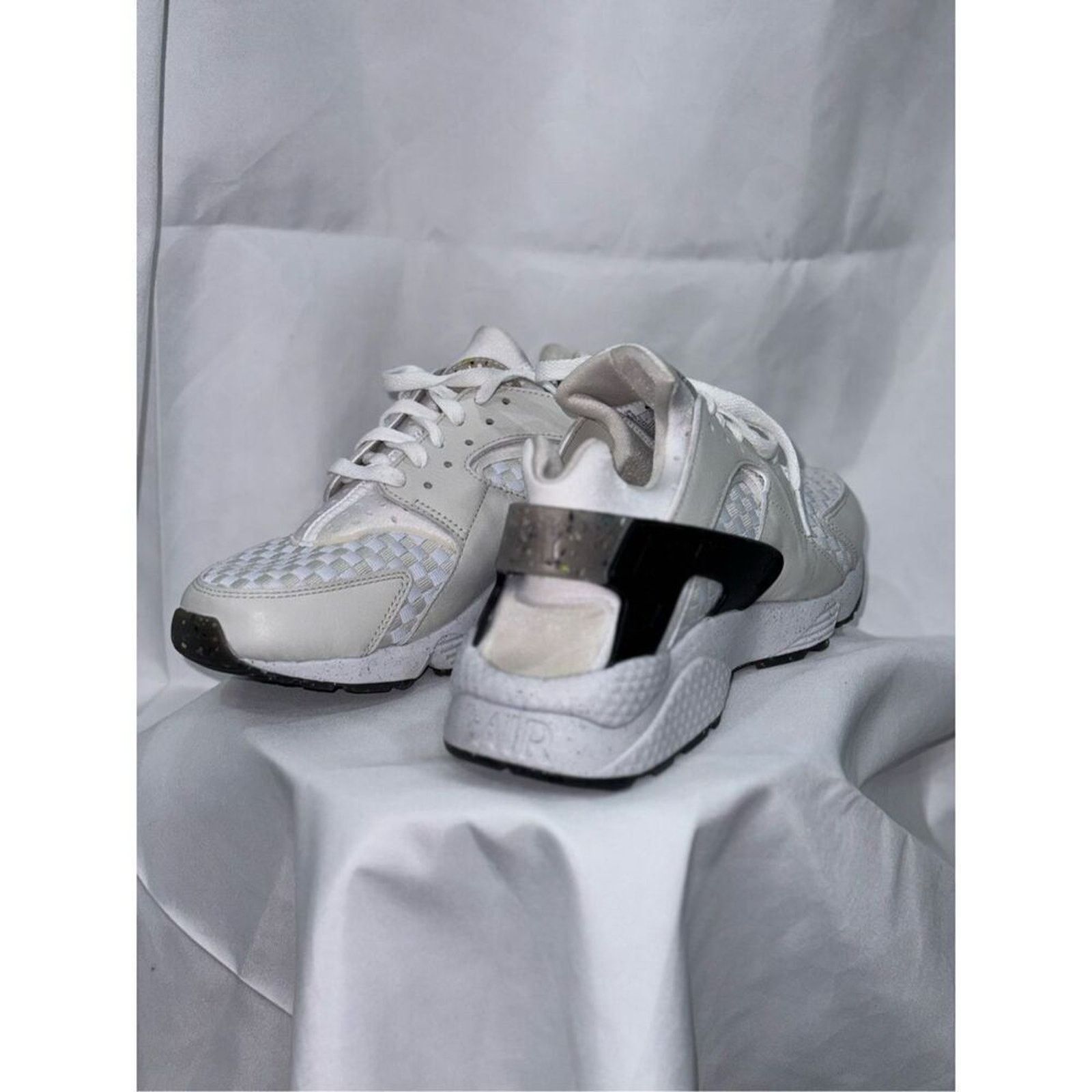 Nike Nike Air neutral white, tan, and black sneakers | Sz 8.5 Size US 8.5 / IT 38.5 - 5 Thumbnail