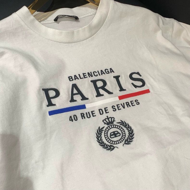Balenciaga Balenciaga Crown Logo Letter Printed Short Sleeve T-Shirt Size US S / EU 44-46 / 1 - 2 Thumbnail