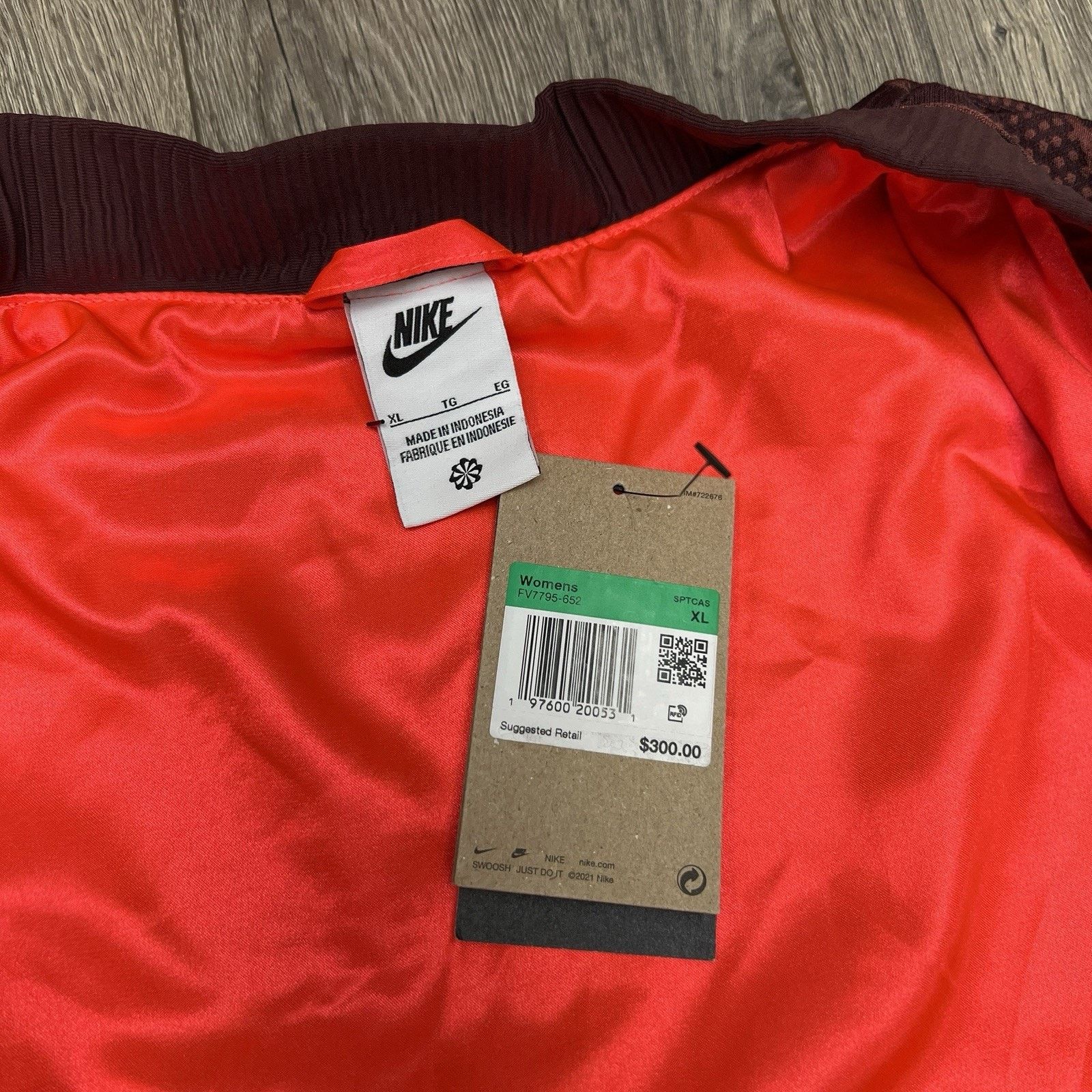 Nike Nike Naomi Osaka Jacket Size XL Womens Jacquard Burgundy Size XL / US 12-14 / IT 48-50 - 17 Thumbnail