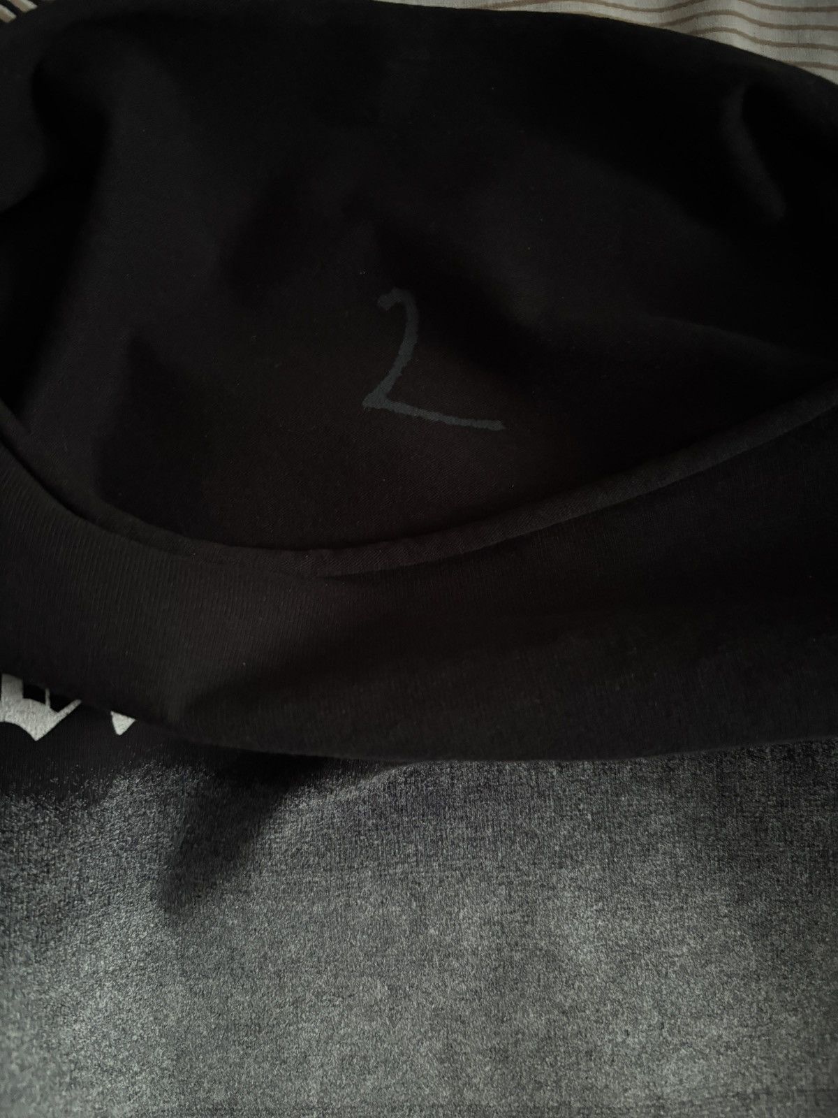 Yeezy Kanye West vultures 1 longsleeve Size US L / EU 52-54 / 3 - 4 Thumbnail