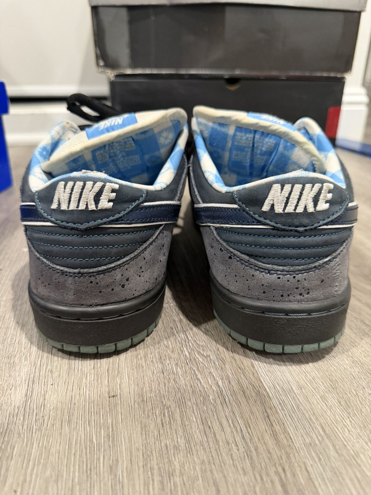 Nike SB Nike SB Dunk Low Blue Lobster size 11 Size US 11 / EU 44 - 4 Thumbnail