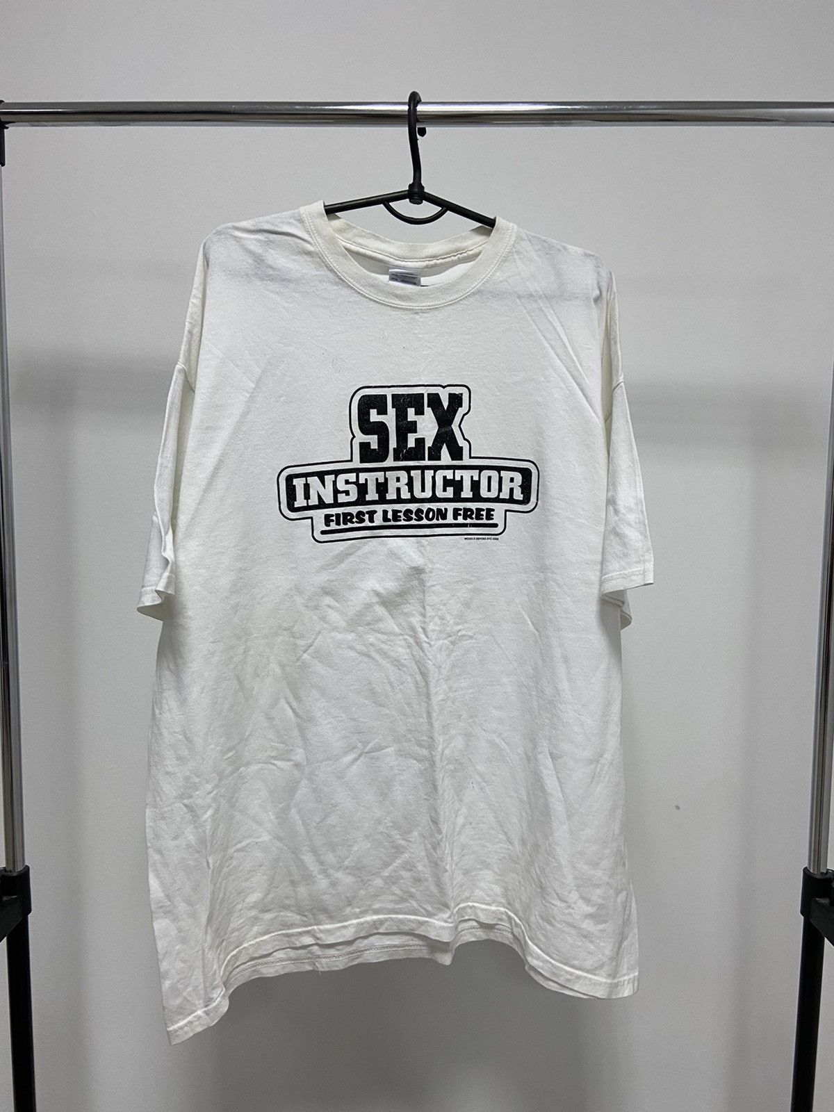 Vintage Sex Instructor Vintage Big Logo 2006 Humor Crazy T Shorts Size US XXL / EU 58 / 5 - 1 Thumbnail