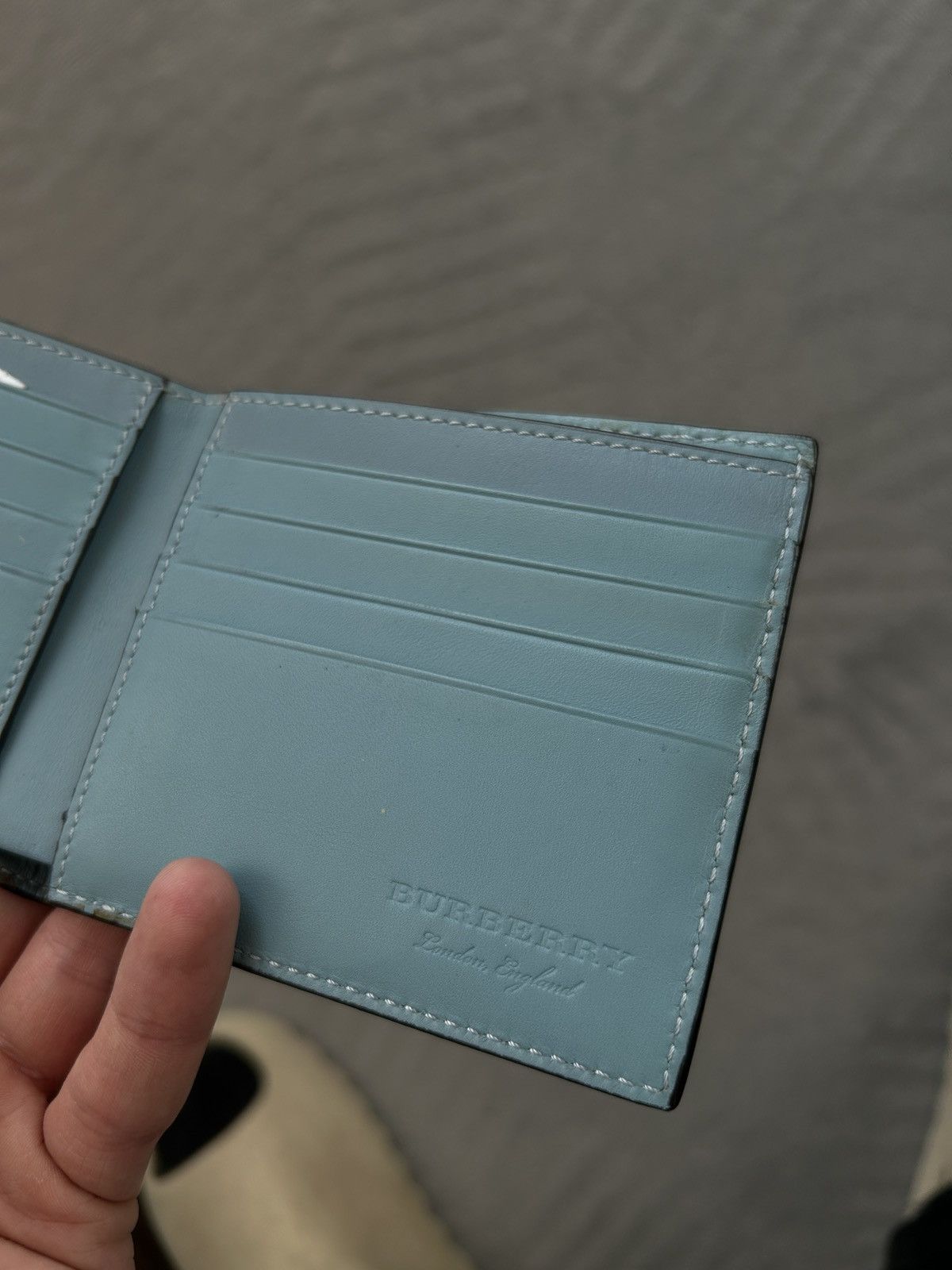 Burberry Burberry Grained Leather Bi-Fold Wallet NEW 700$ Size ONE SIZE - 5 Thumbnail
