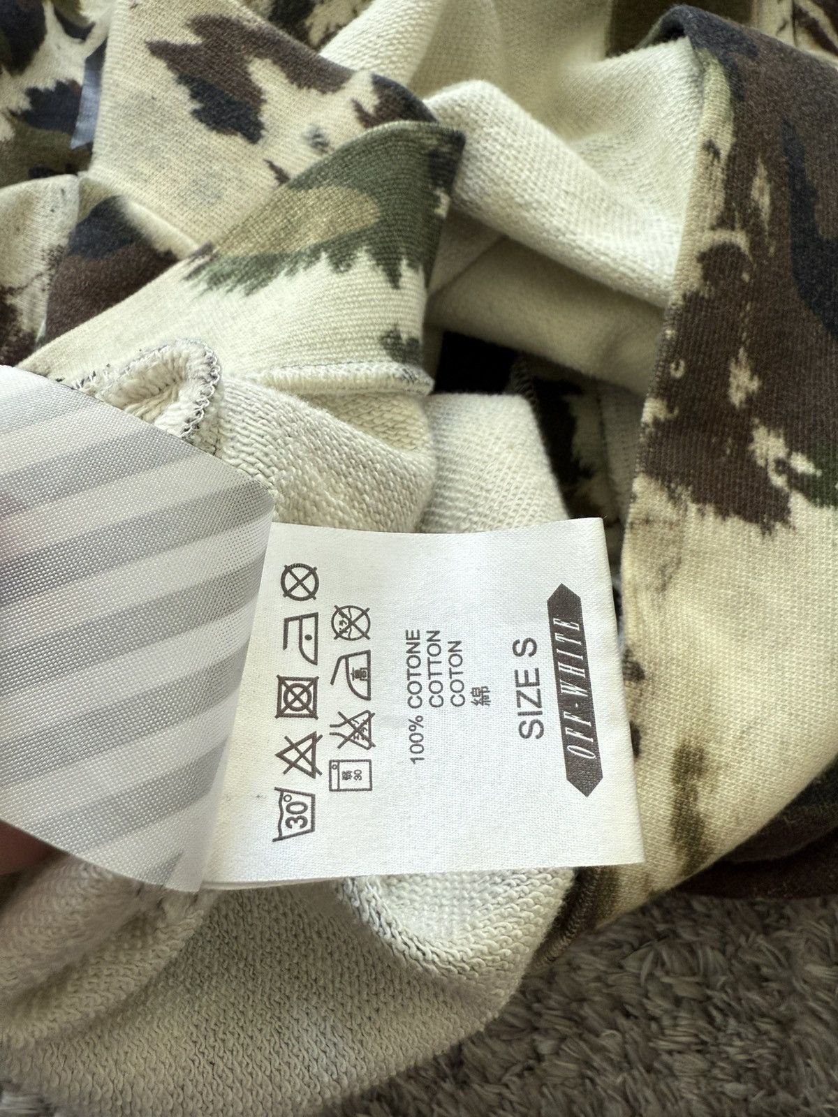 Off-White Off white Vintage Camo Zip Up Hoodie size S Size US S / EU 44-46 / 1 - 7 Thumbnail