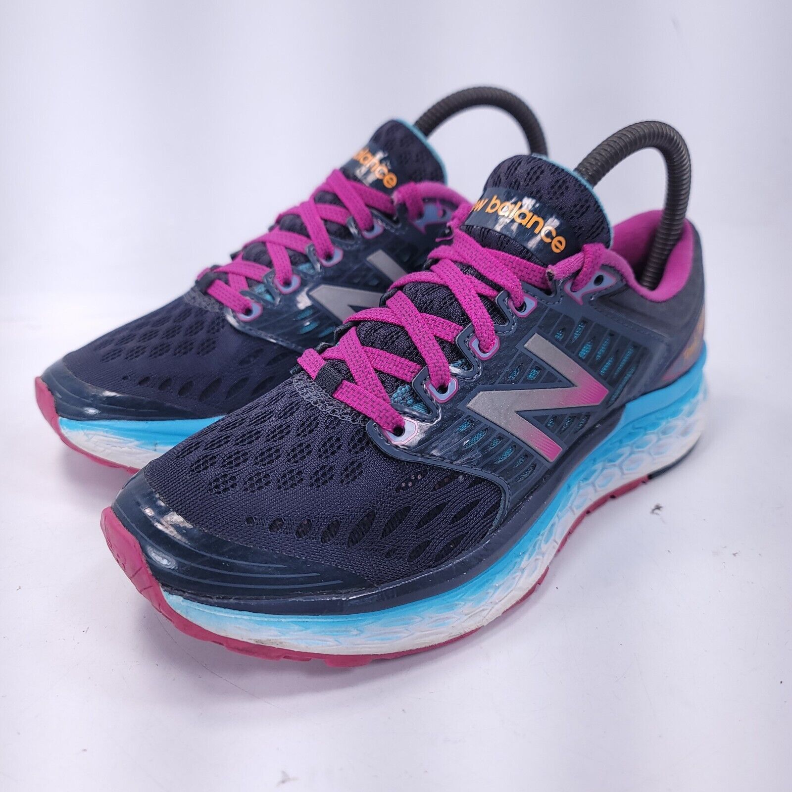 New Balance New Balance 1080 Athletic Shoe Womens Size 6 W1080BP6 Blue Size US 6 / IT 36 - 1 Thumbnail