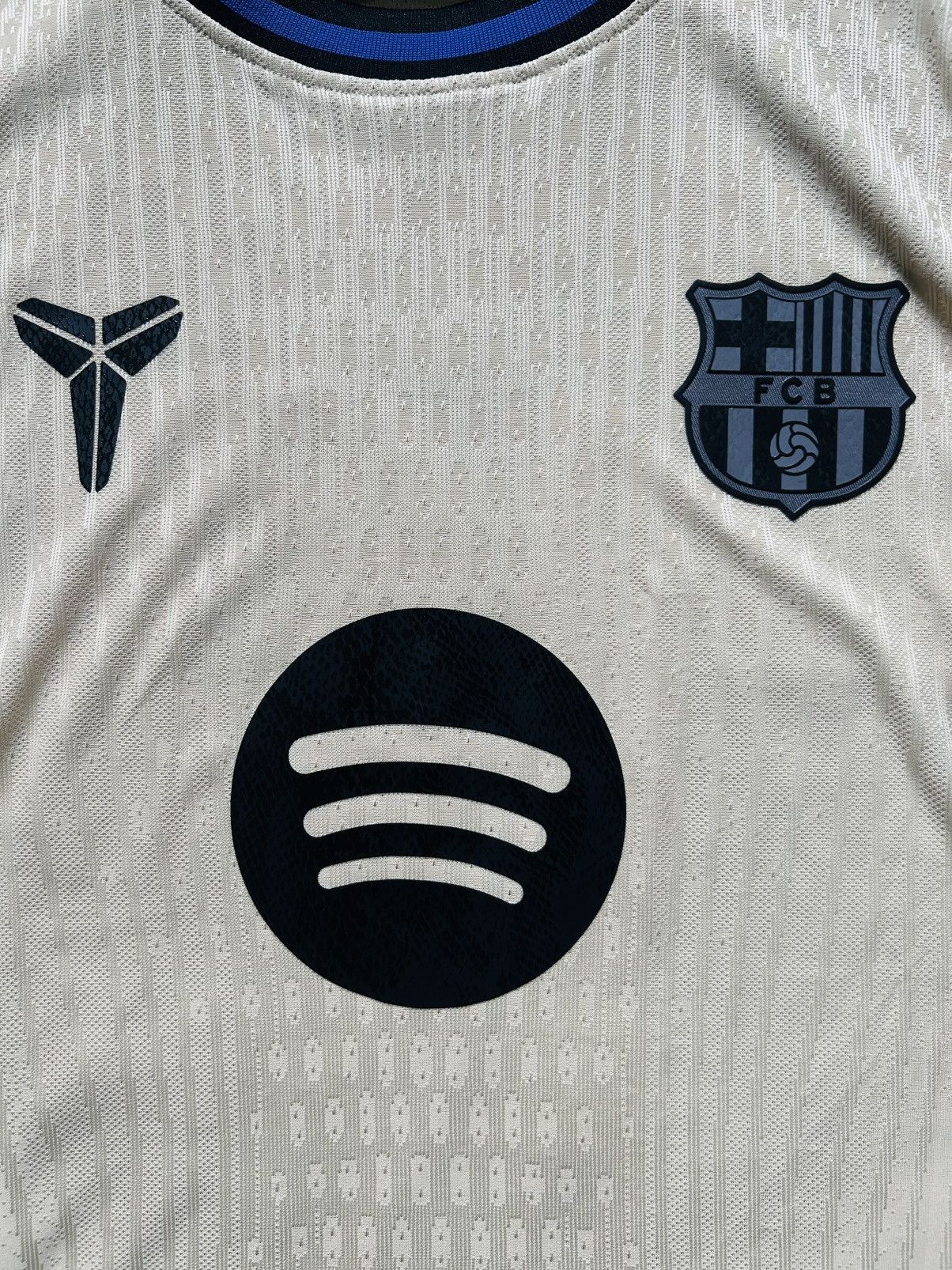 Nike FC Barcelona Jersey 2025/2026 Size US L / EU 52-54 / 3 - 6 Thumbnail